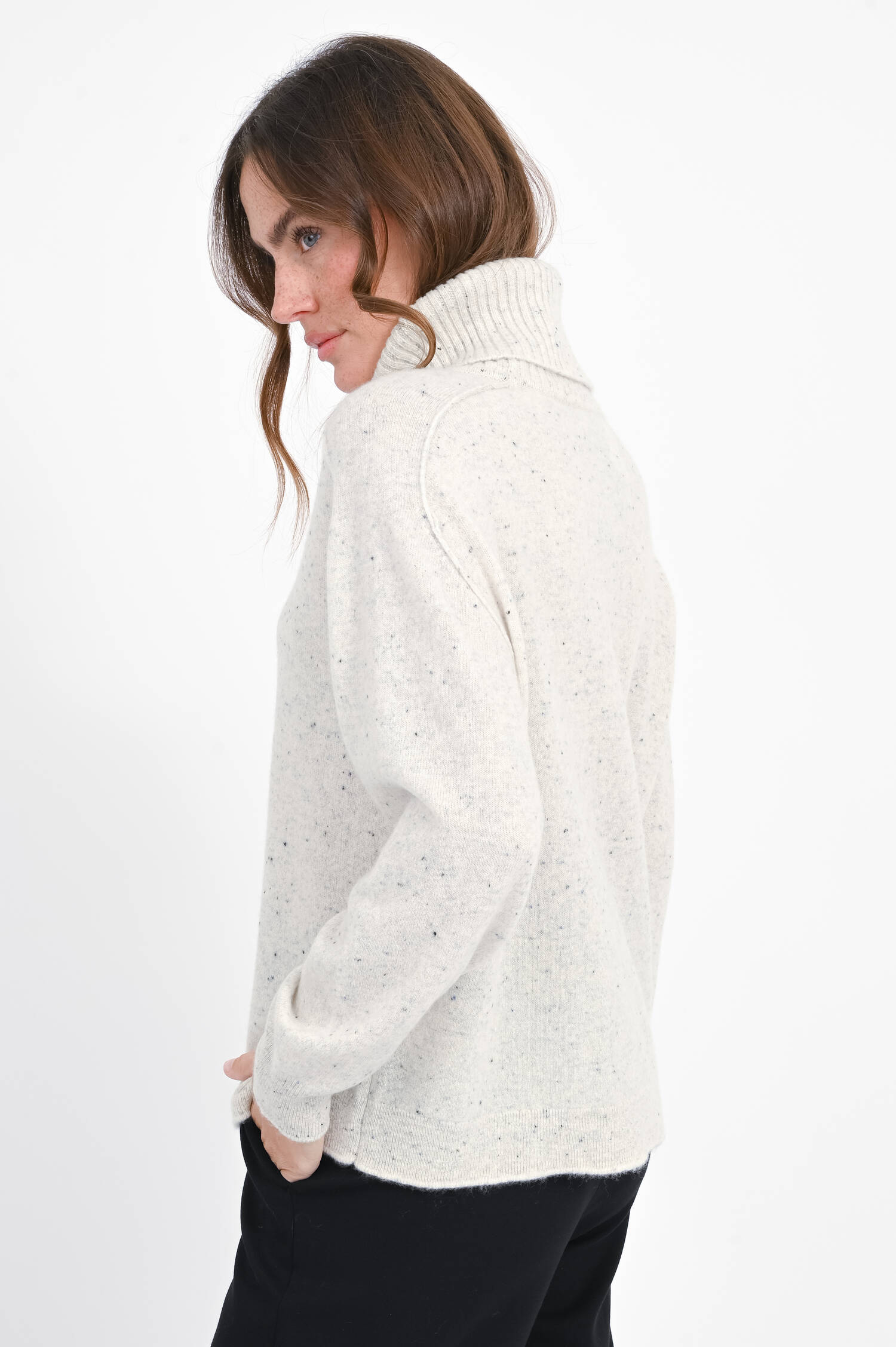 Cashmere Pullover in Snow
