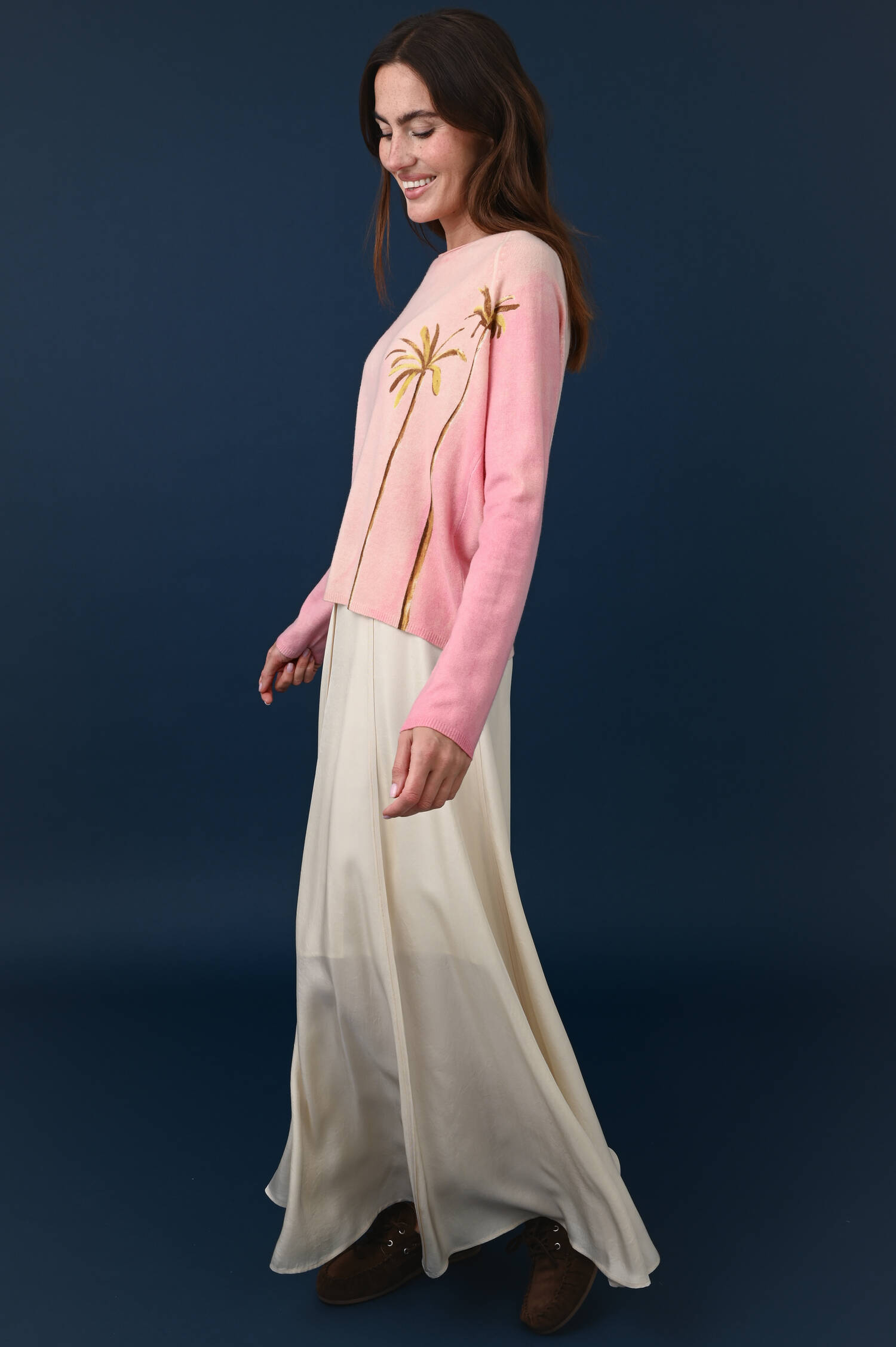 Cashmere Pullover mit Palmenmotiv in Rosa