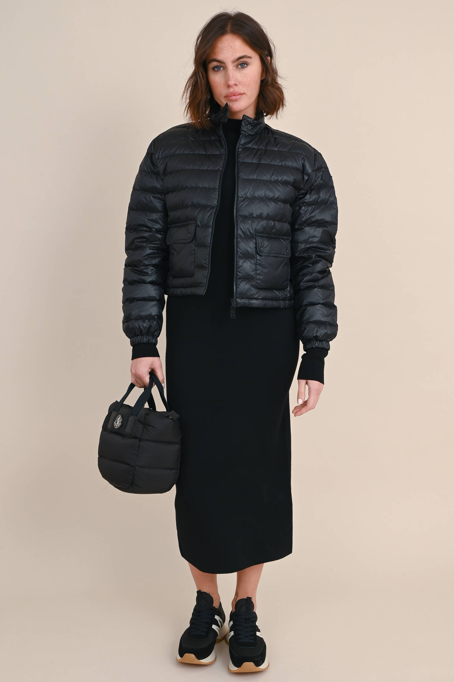 Kurze Leichtdaunenjacke MORELANS in Schwarz