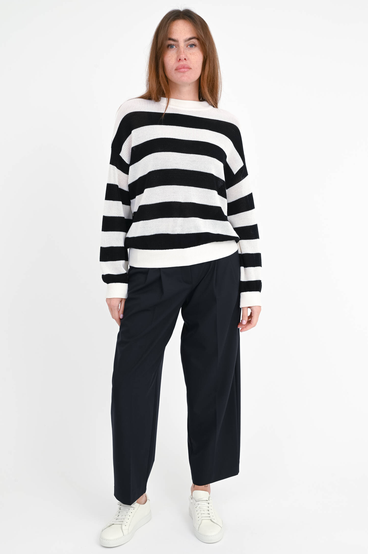 Gestreifter Pullover in Schwarz/Weiß