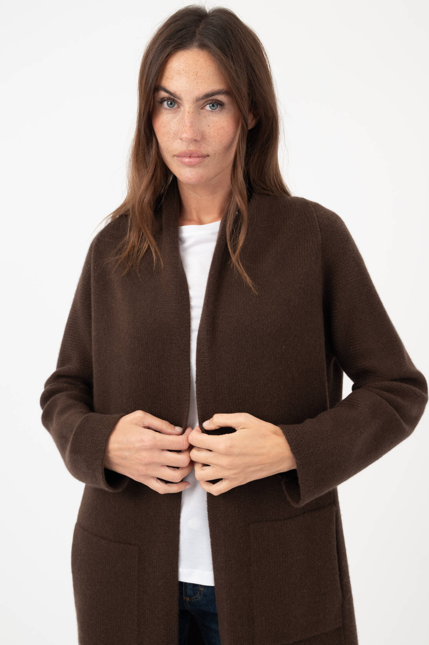 Strick-Cardigan mit Schalkragen in Braun Strick-Cardigan mit Schalkragen in Braun