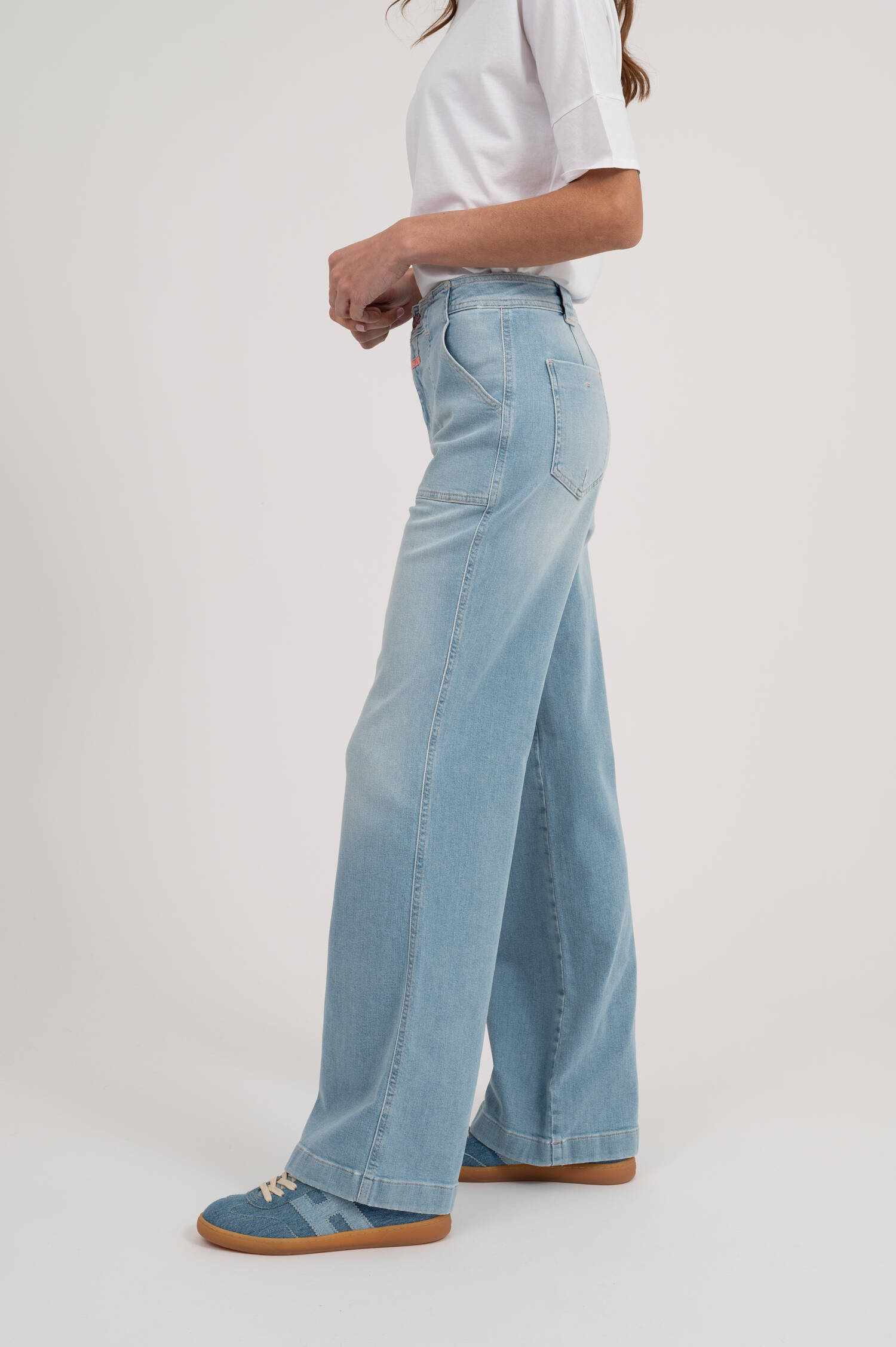 Wide Leg Jeans ARIA in Hellblau