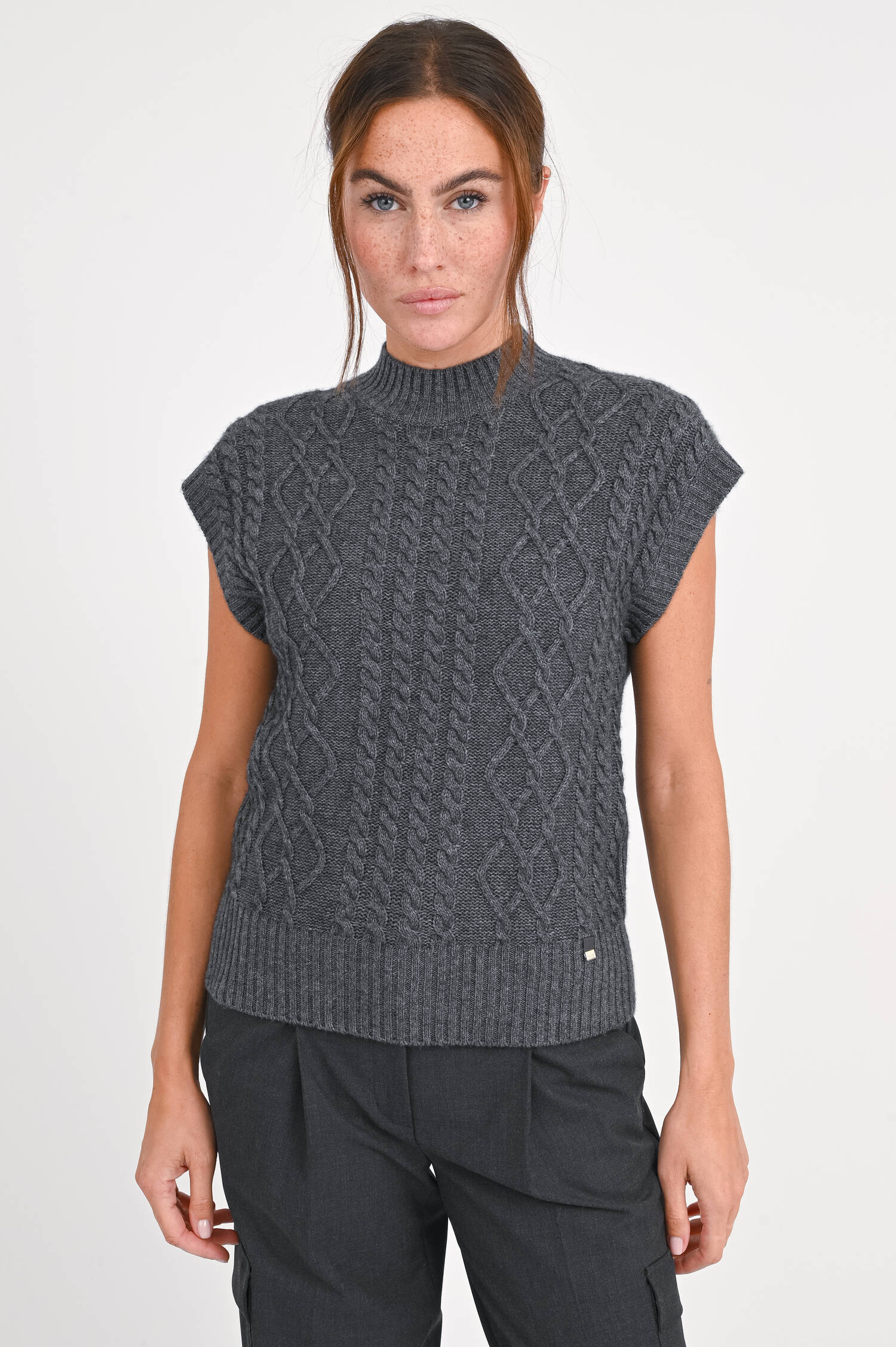 Pullunder aus Woll-Cashmere-Mix in Grau Pullunder aus Woll-Cashmere-Mix in Grau