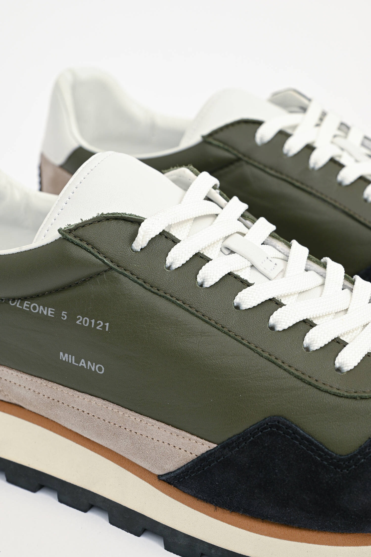 Sneaker H671 ALLACCIATO in Oliv Sneaker H671 ALLACCIATO in Oliv