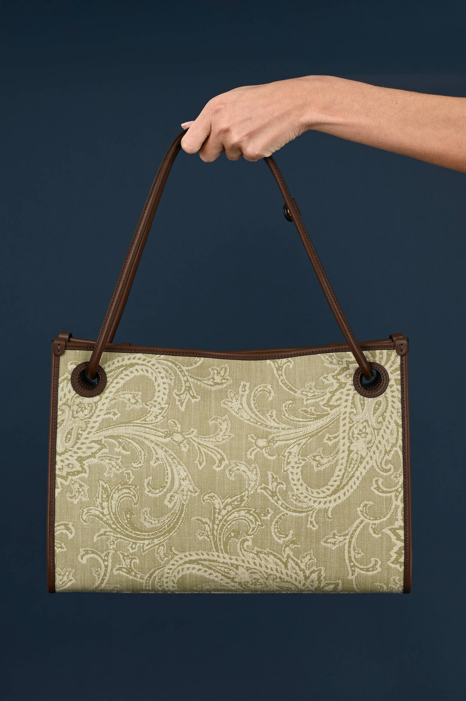 Denim Shopper mit Jacquardmuster in Naturgrün