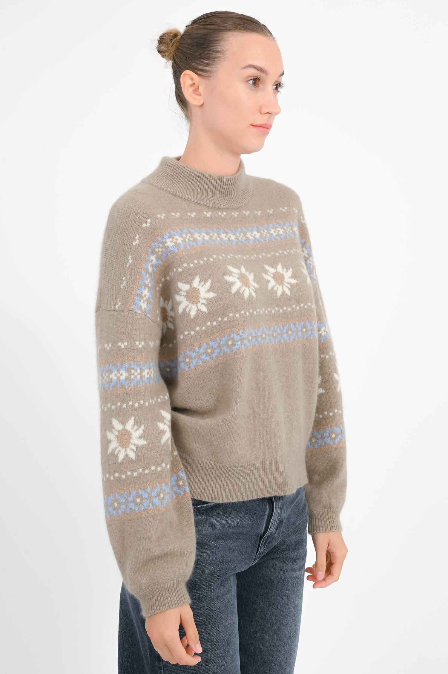 Winterlicher Pullover aus Wollmix in Hellbraun