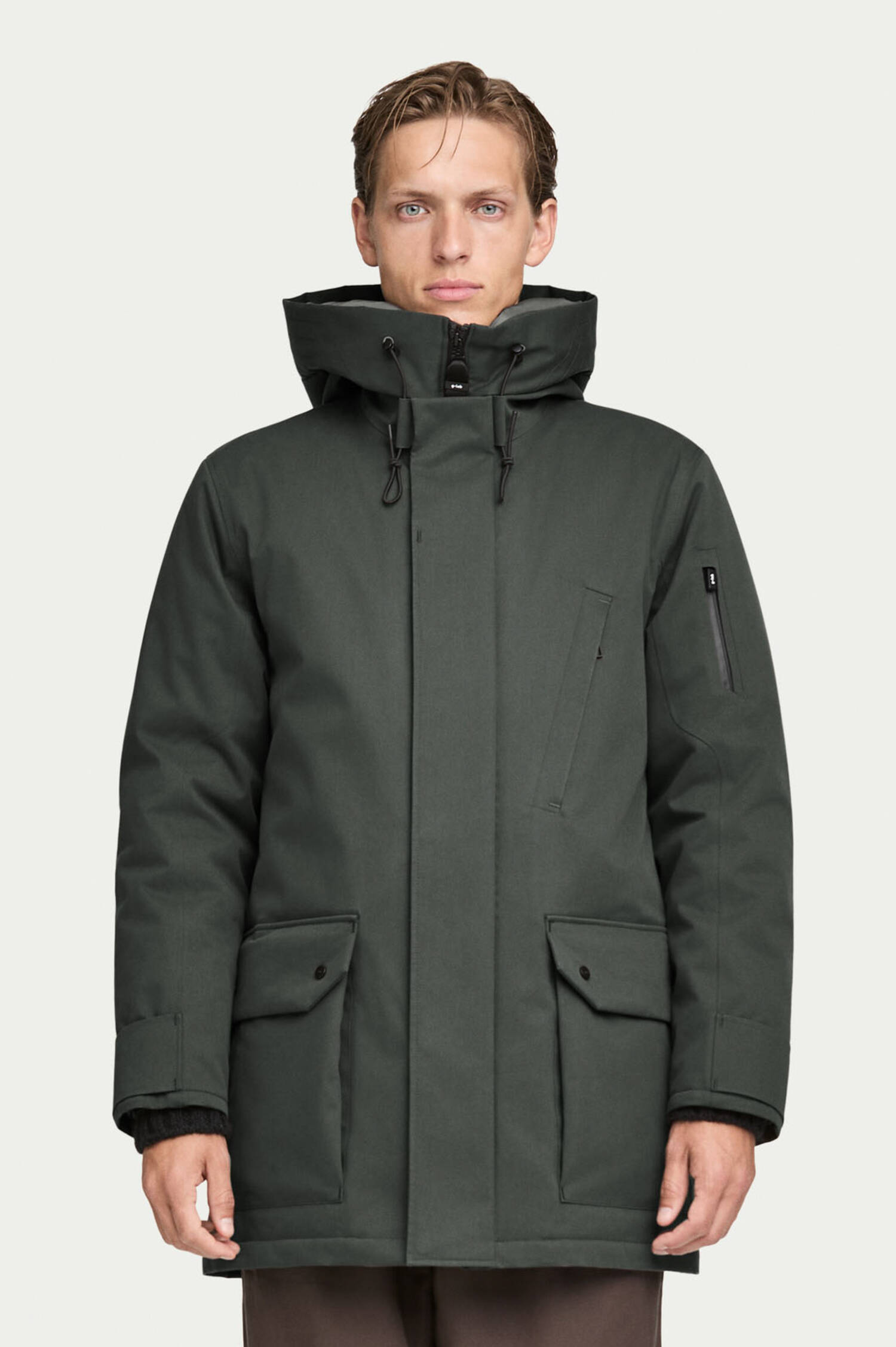 Parka FEND in Olive Parka FEND in Olive