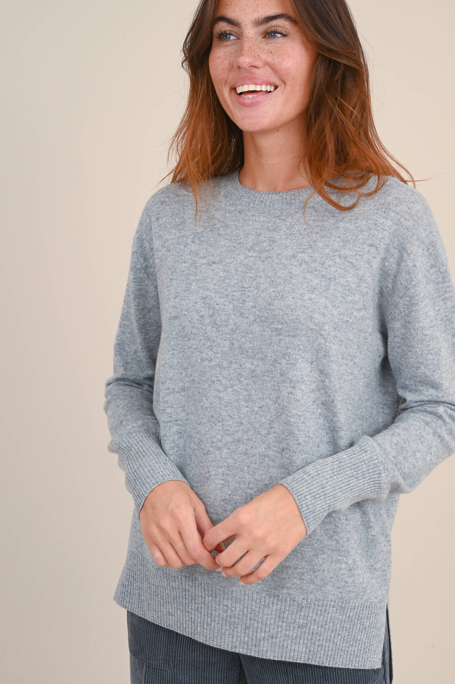 Pullover aus Wolle und Cashmere in Grau meliert
