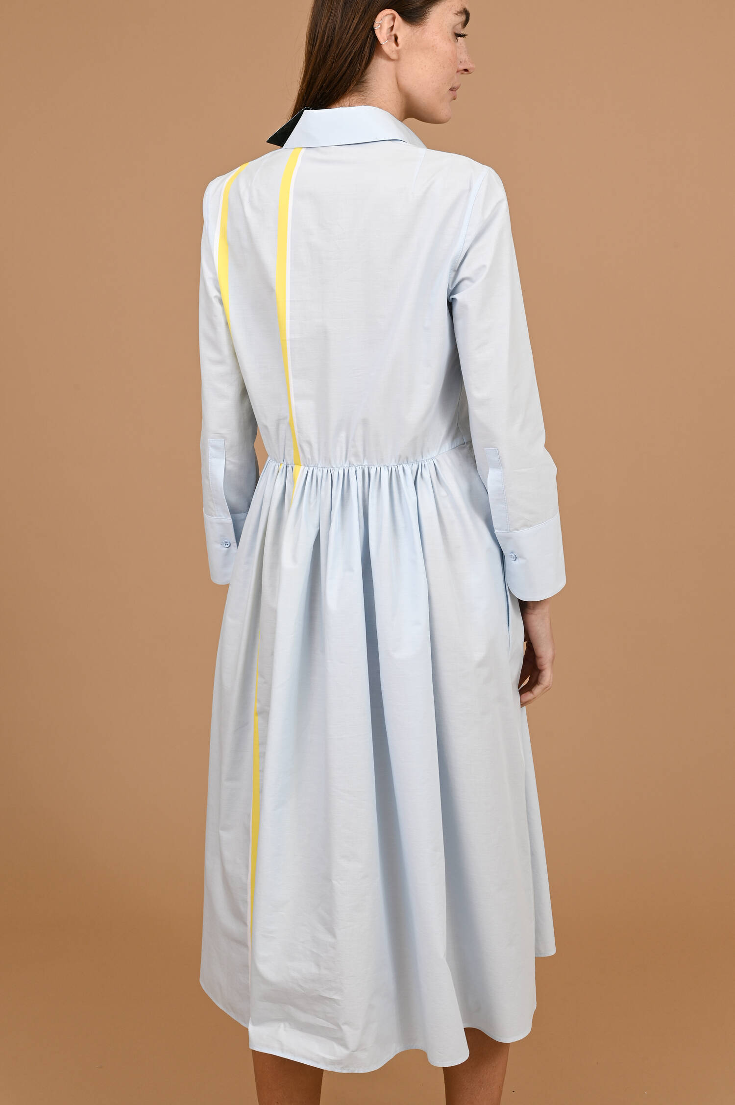 Hemdblusenkleid mit A-Linie in Hellblau/Zitron Hemdblusenkleid mit A-Linie in Hellblau/Zitron