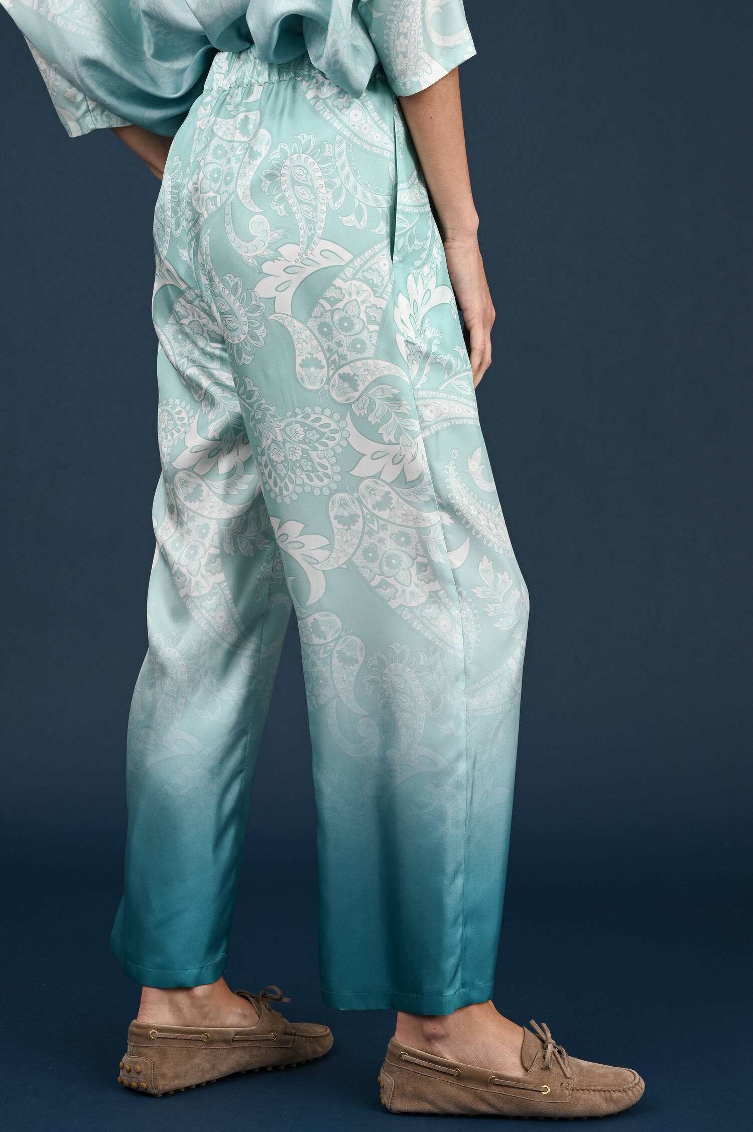 Seidenschlupfhose mit Paisley-Muster in Aquamarine