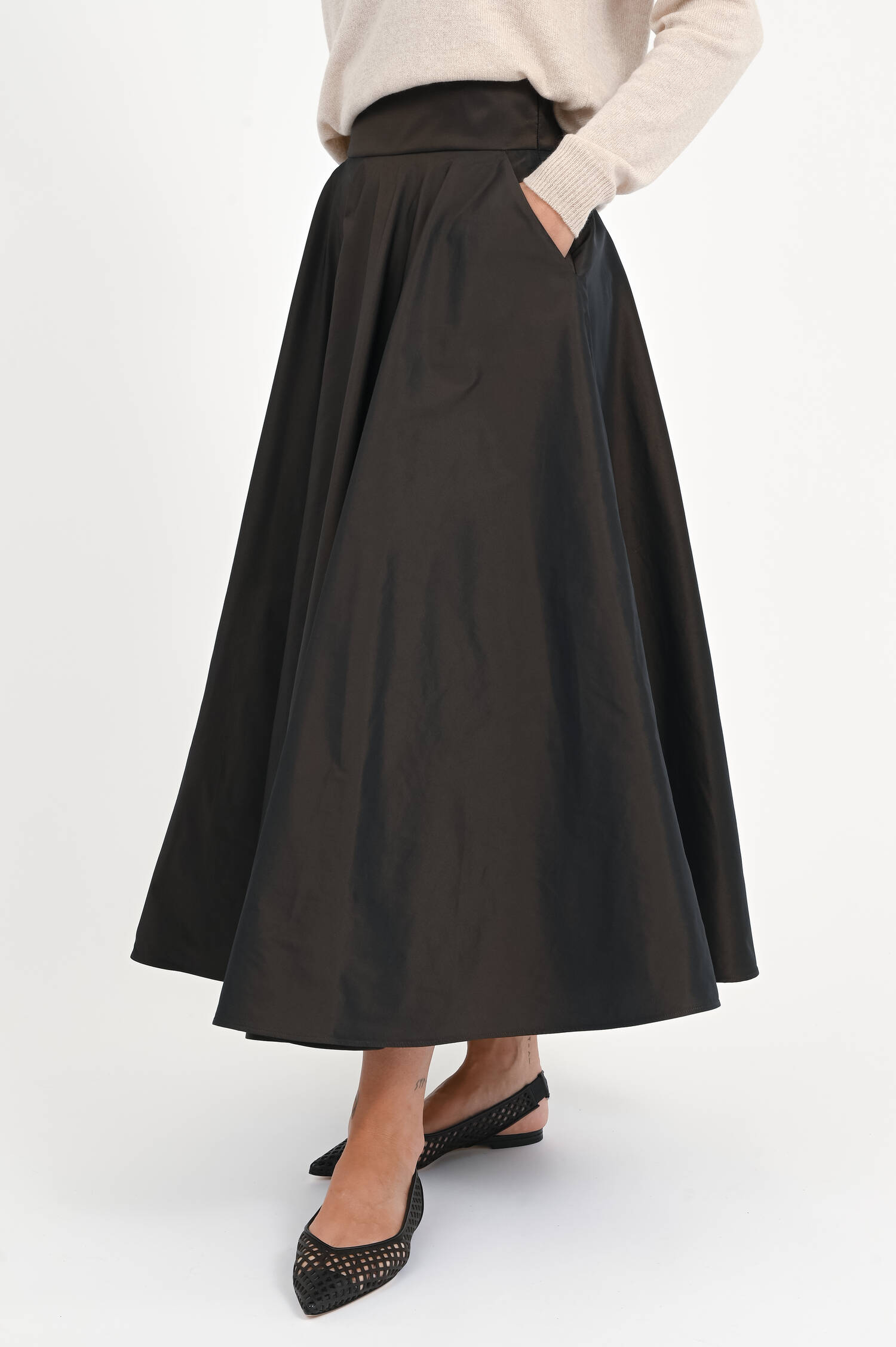 Taft-Midi-Rock in Dunkelbraun Taft-Midi-Rock in Dunkelbraun