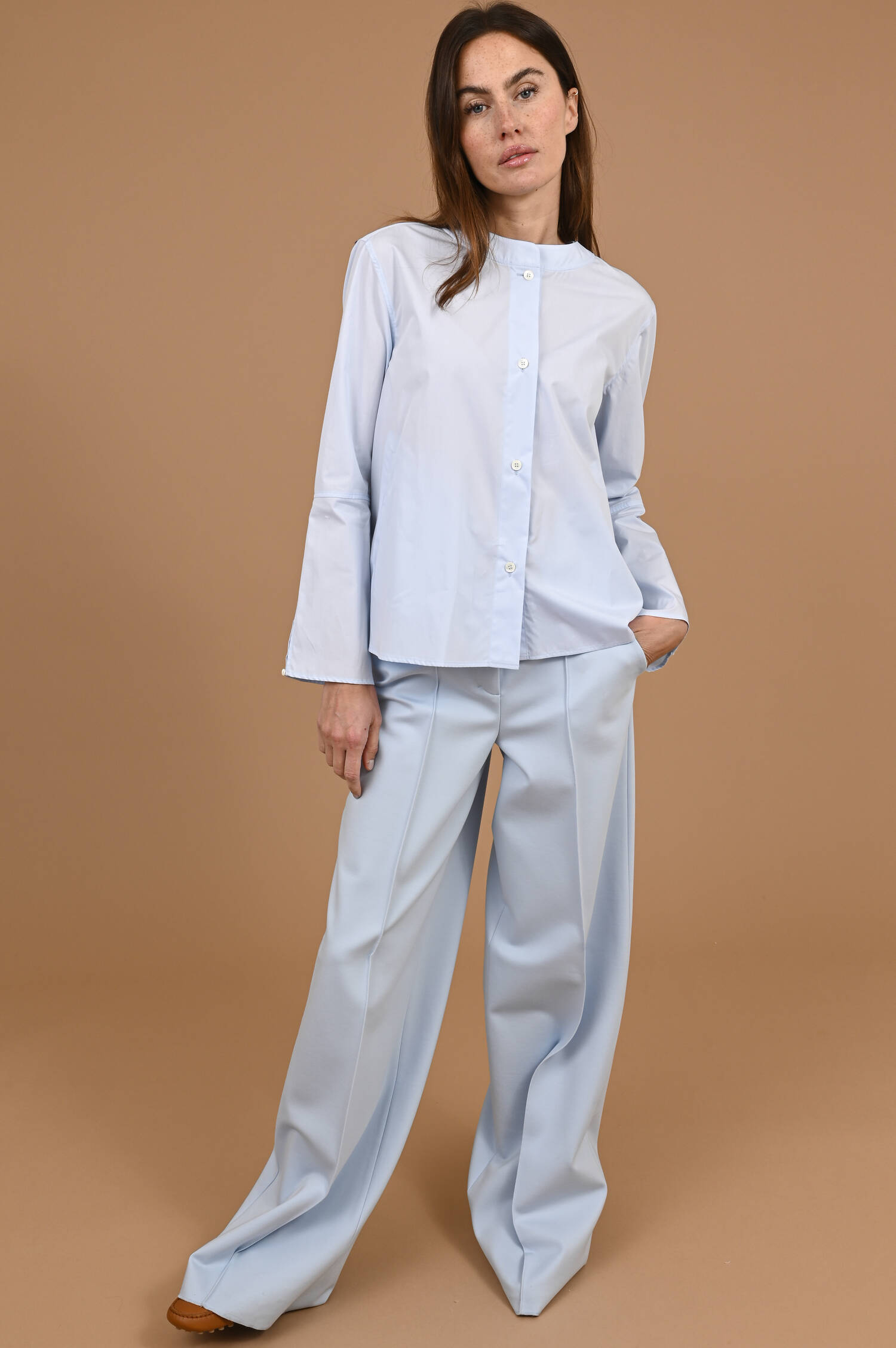 Ausgestellte Bluse "Zoe" in Hellblau