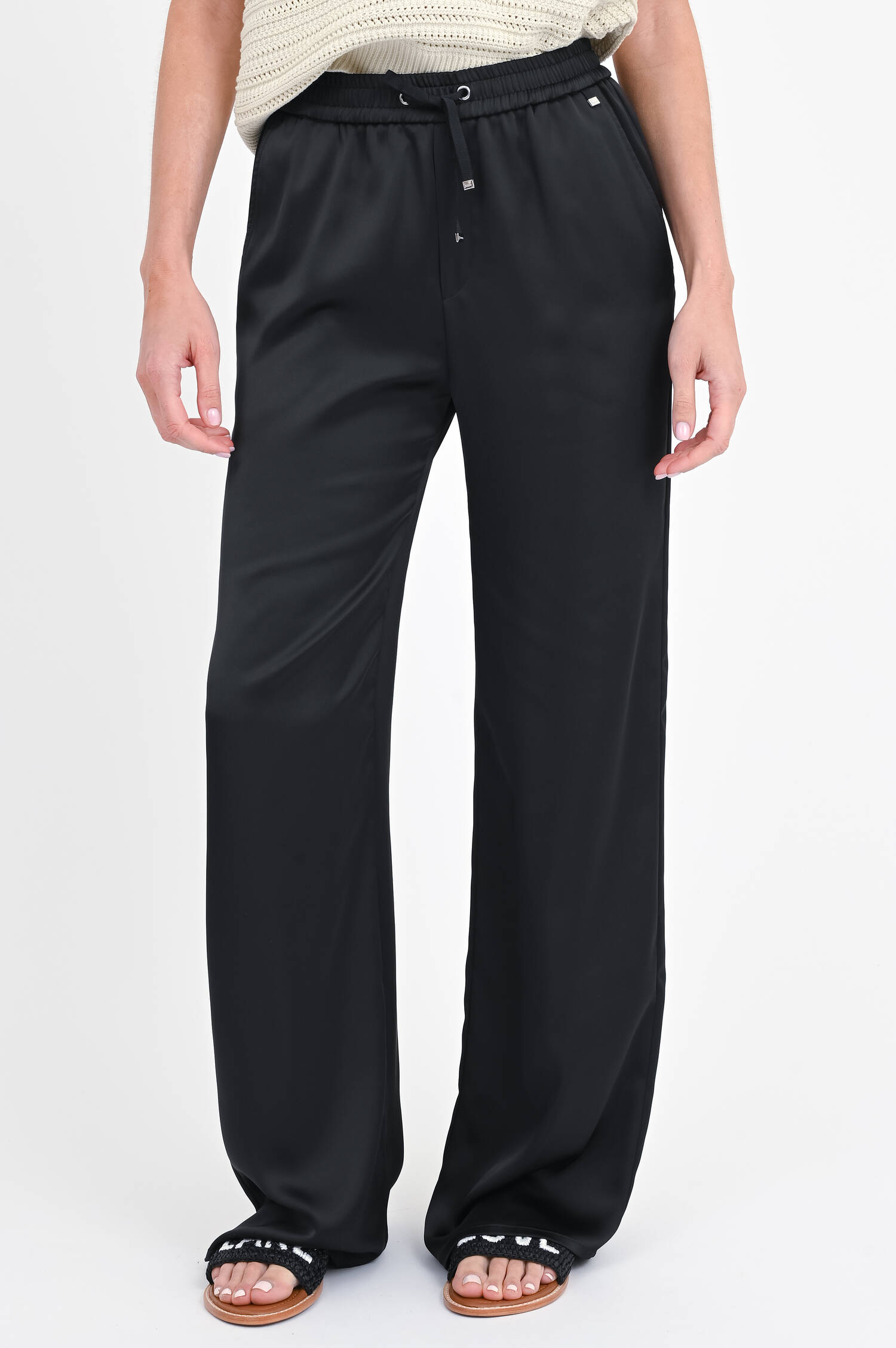 Hose in Satin-Optik in Schwarz