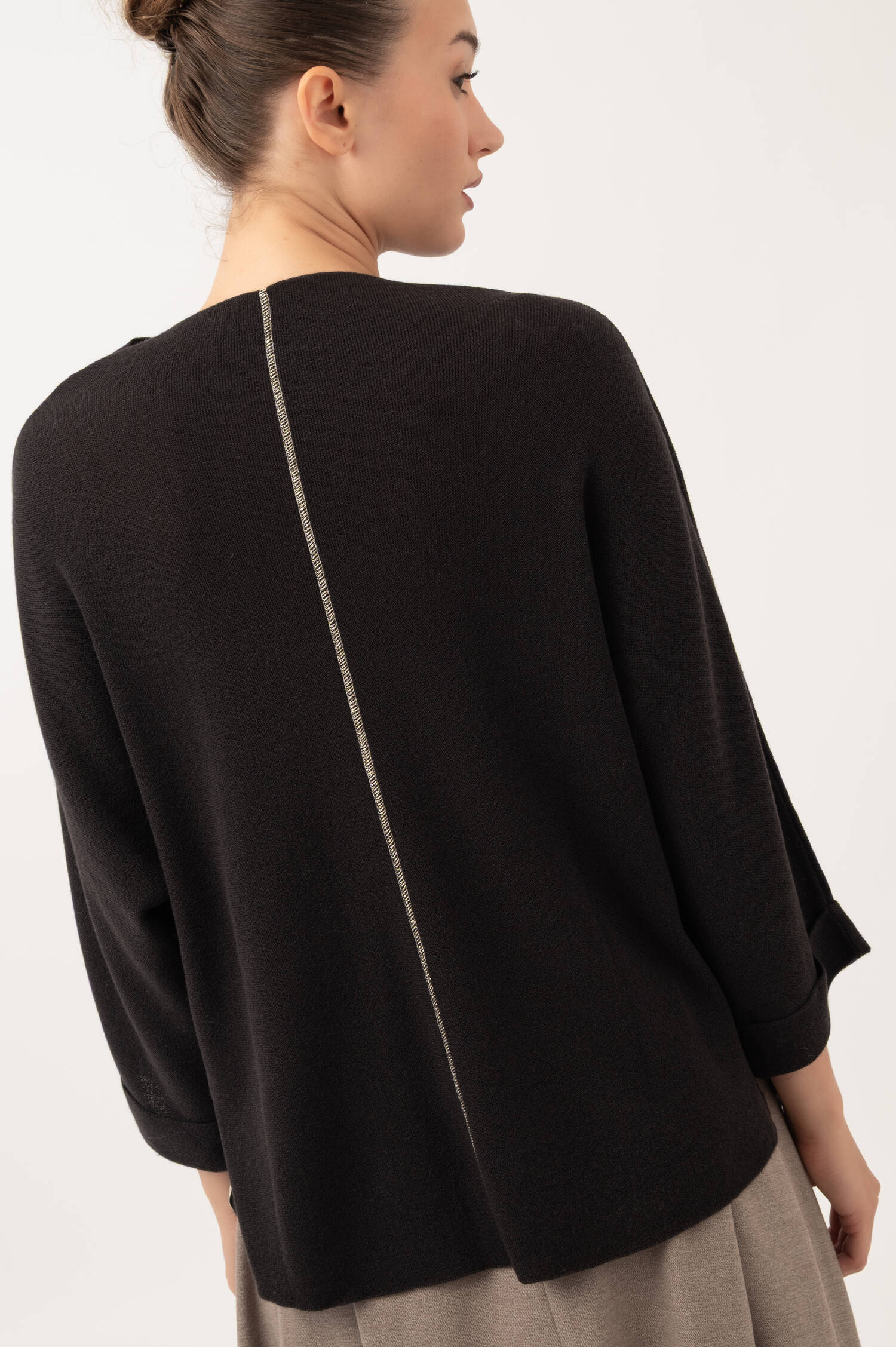 Woll-Pullover mit dezentem Stehkragen in Braun Woll-Pullover mit dezentem Stehkragen in Braun