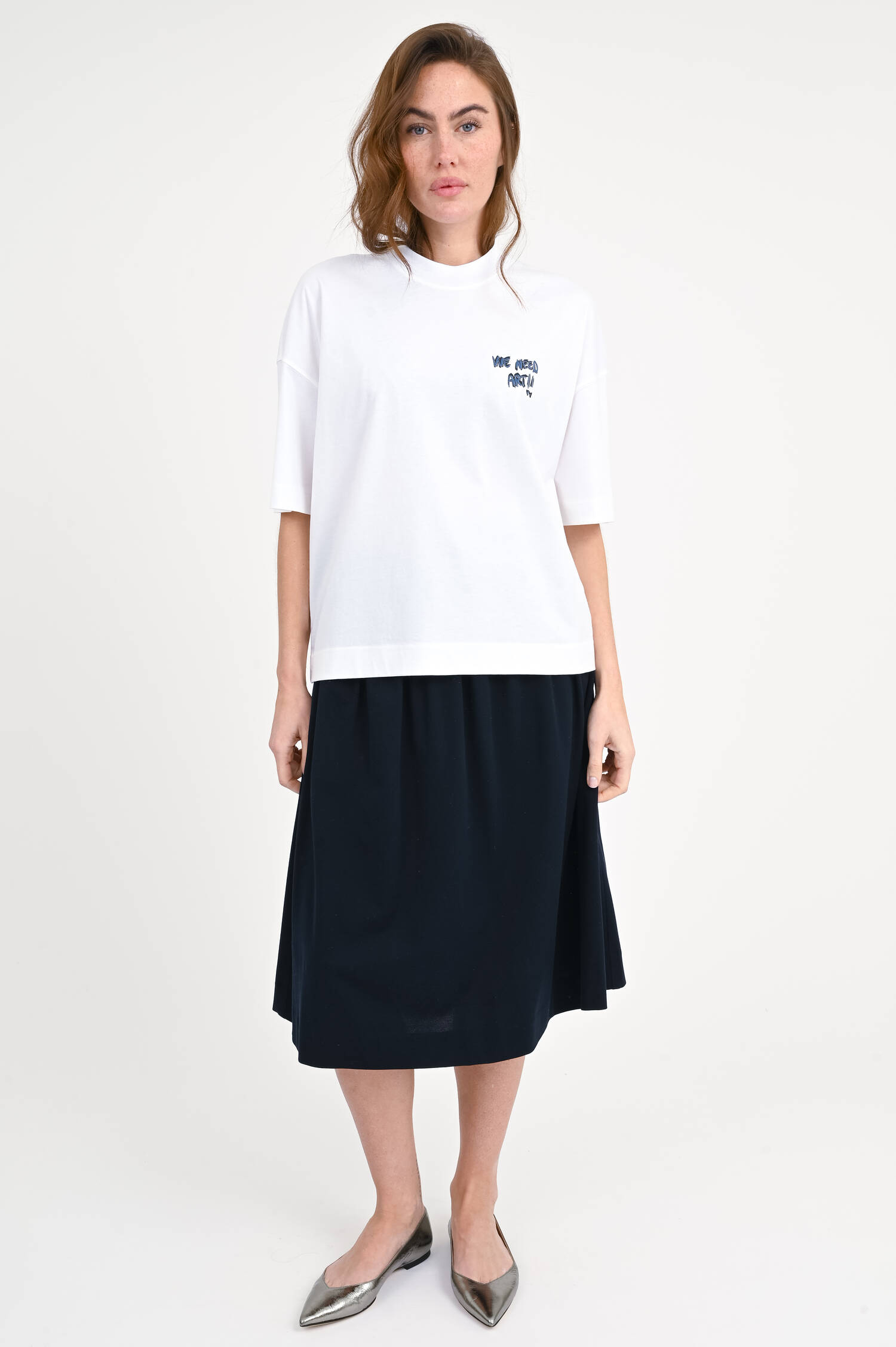 Baumwoll-Shirt mit XXL-Backprint in Weiß