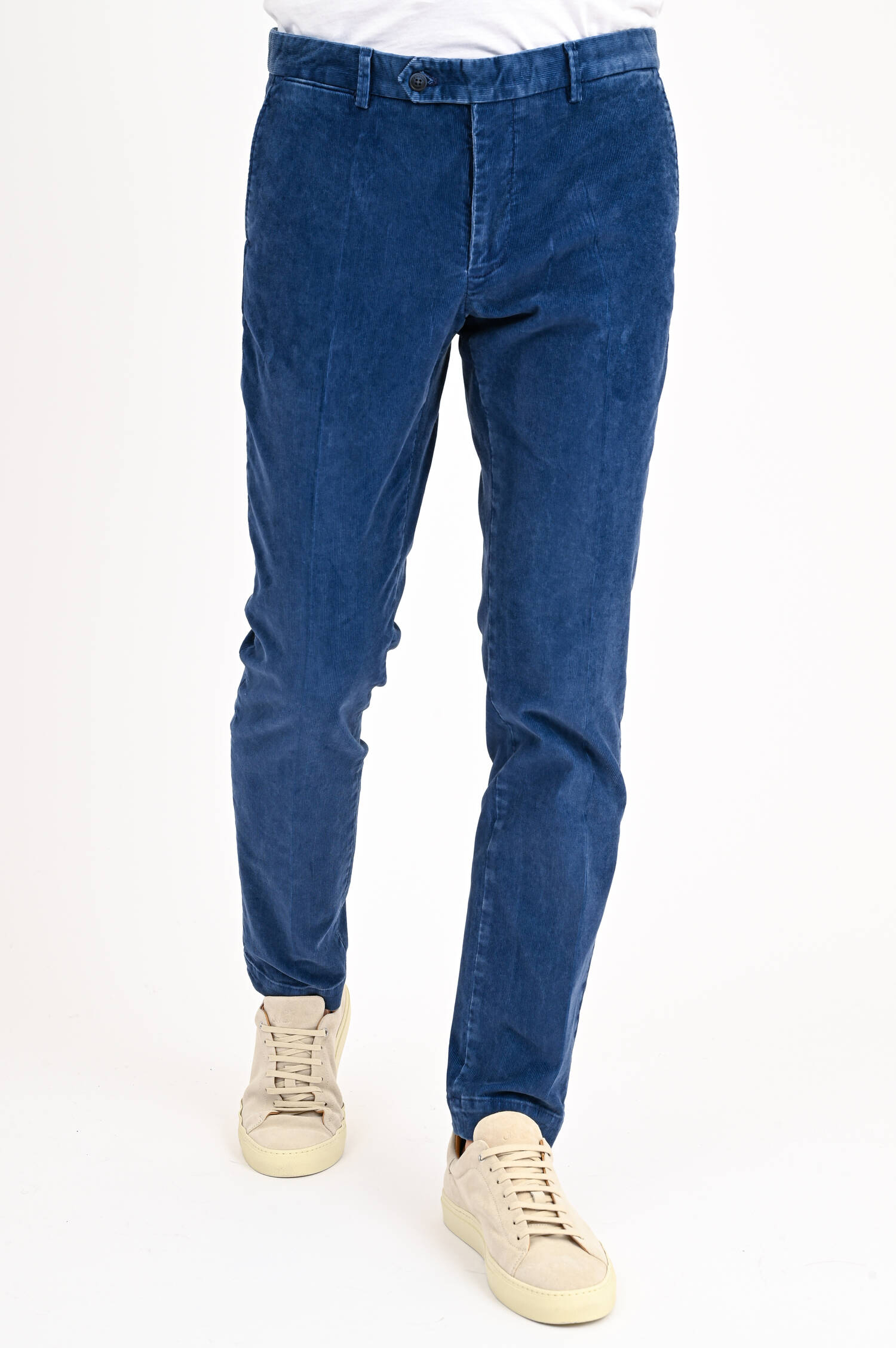 Cord Chino in Navy