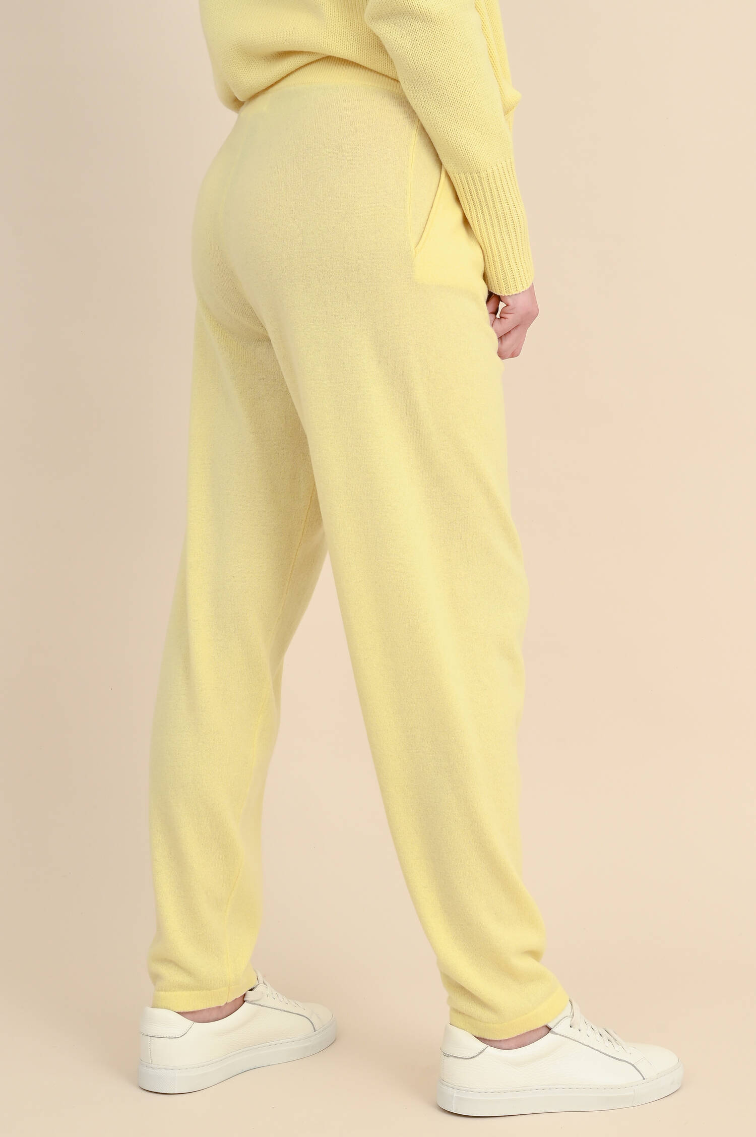 Cashmere Hose JO in Pastellgelb