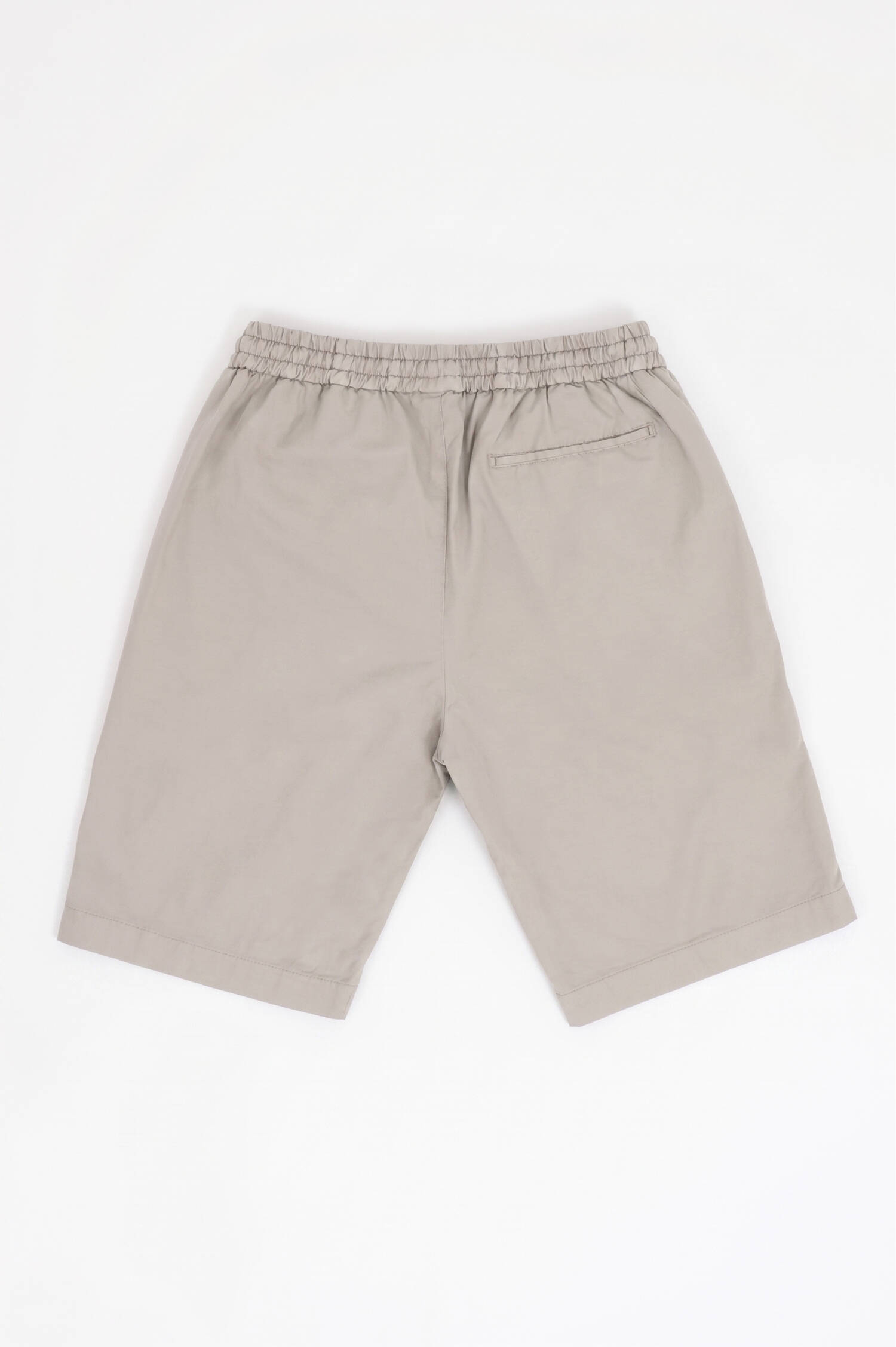 Bermuda-Shorts aus Baumwoll-Mix in Pastellsalbei
