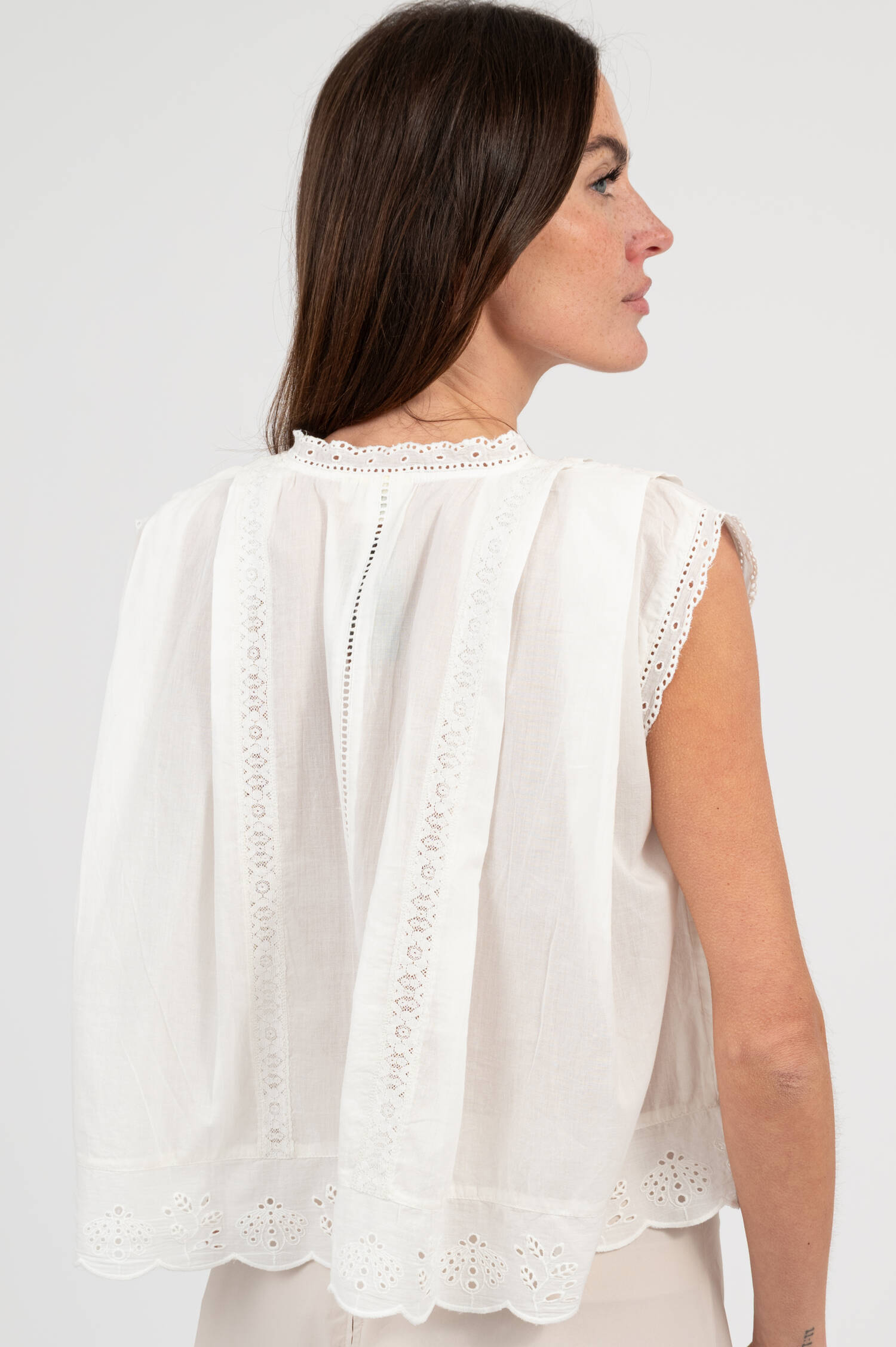 Bluse mit Bordüre in Weiß