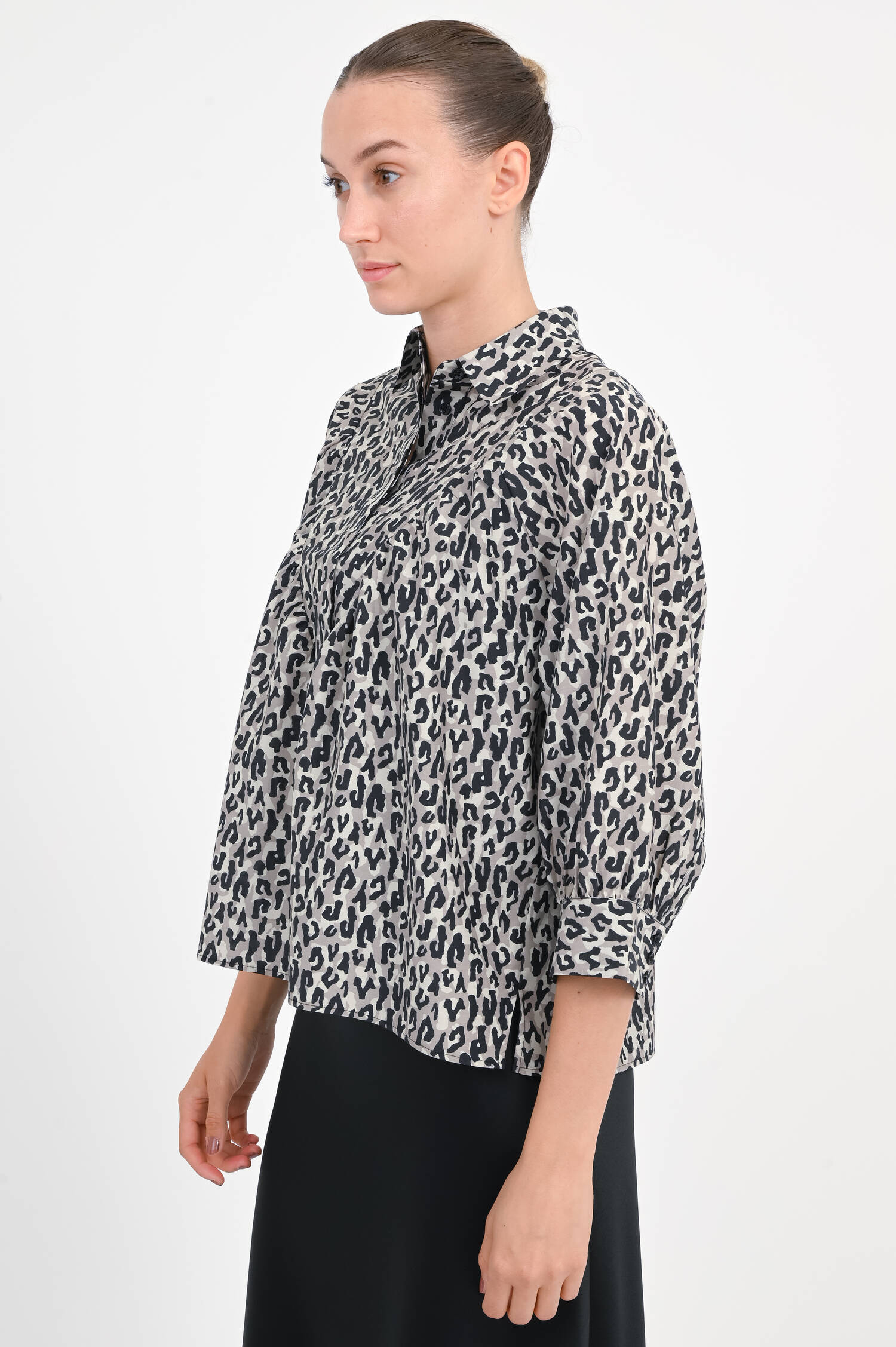 Leo-Bluse BROUNA in Grau/Schwarz/Weiß