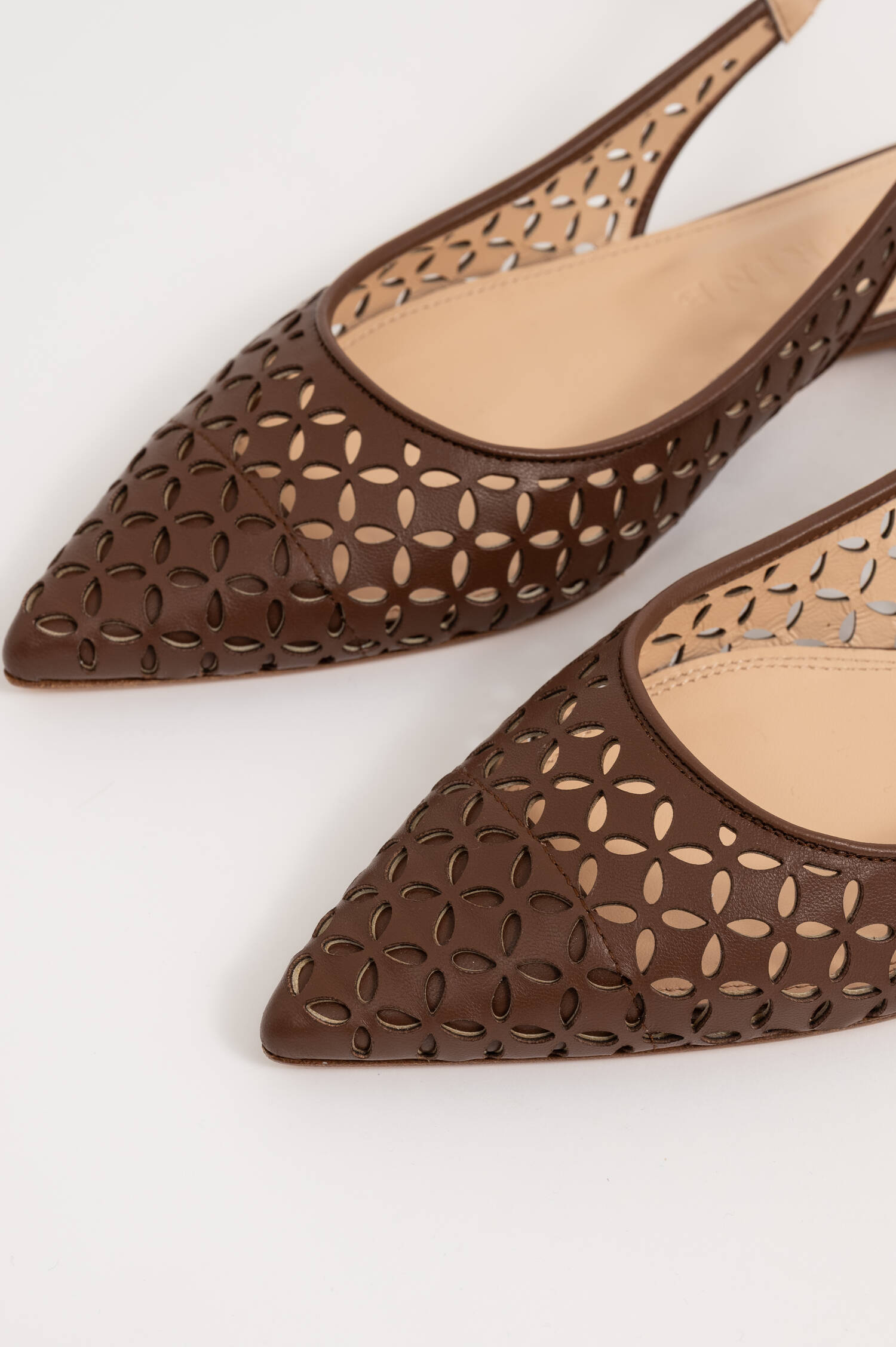 Slingback ROBERTO in Braun