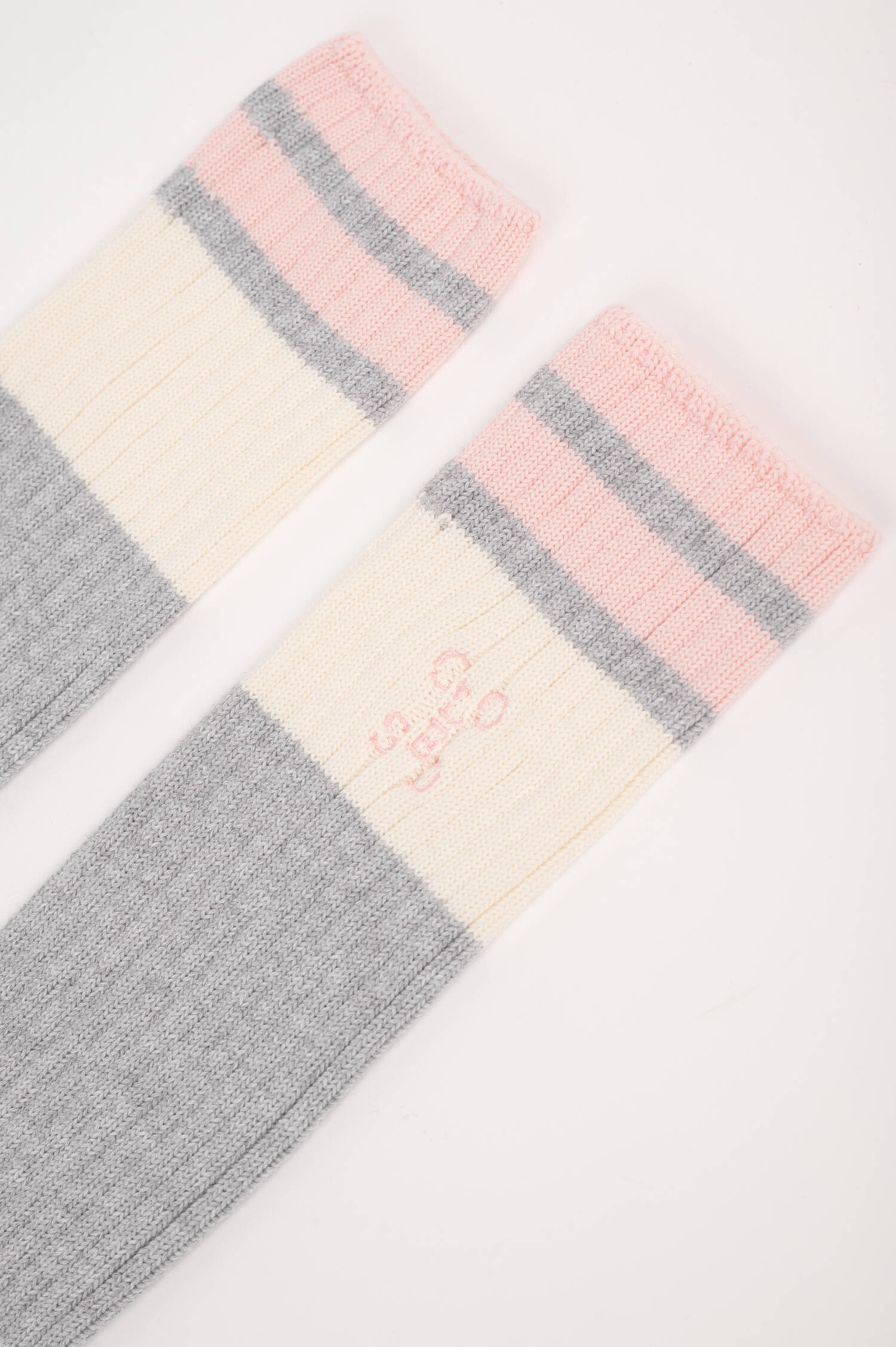 Ripp Socken in Grau/Rosa 