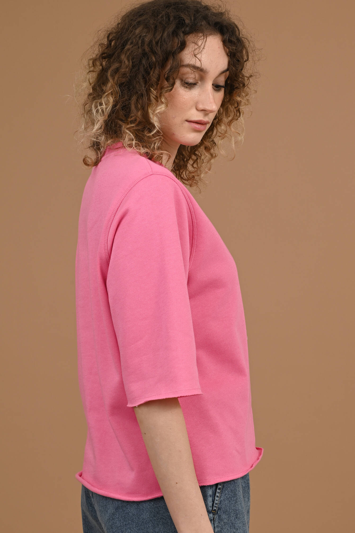 Sweater mit Turtle-Perlbestickung in Hot Pink