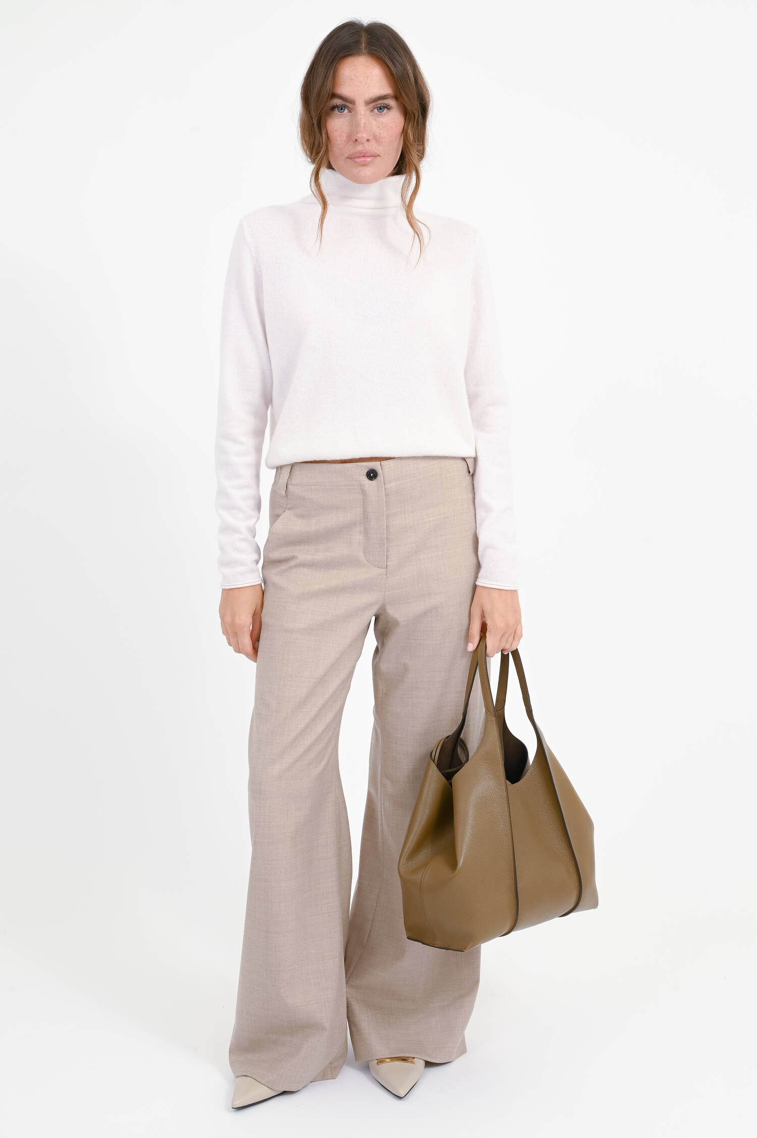 Turtleneck Pullover aus Cashmere in White Cloud Turtleneck Pullover aus Cashmere in White Cloud