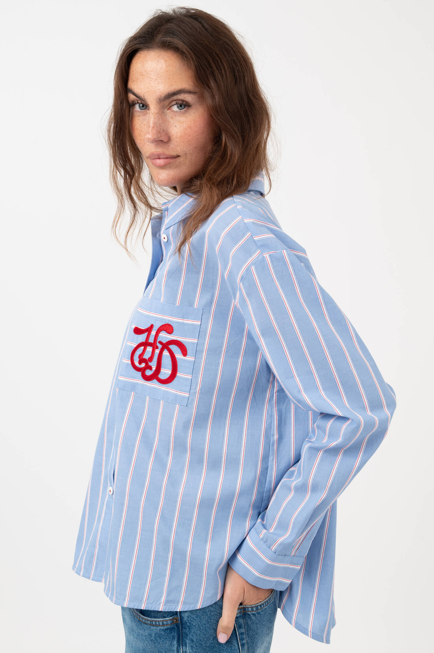 gestreifte Bluse mit Stickerei in Blau/Weiß/Rot gestreifte Bluse mit Stickerei in Blau/Weiß/Rot