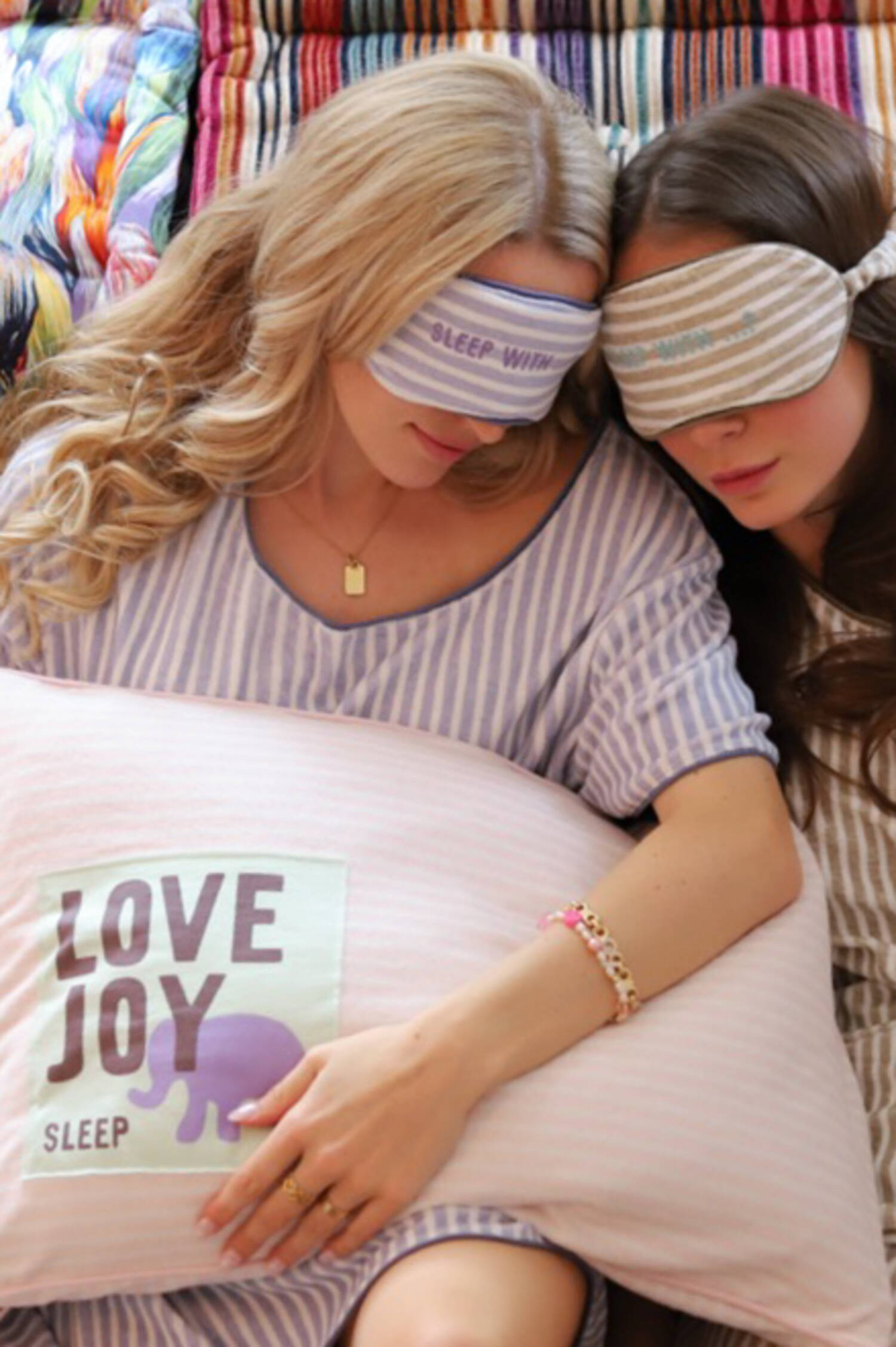 Gestreifte Schlafmaske in Hellblau / Weiß