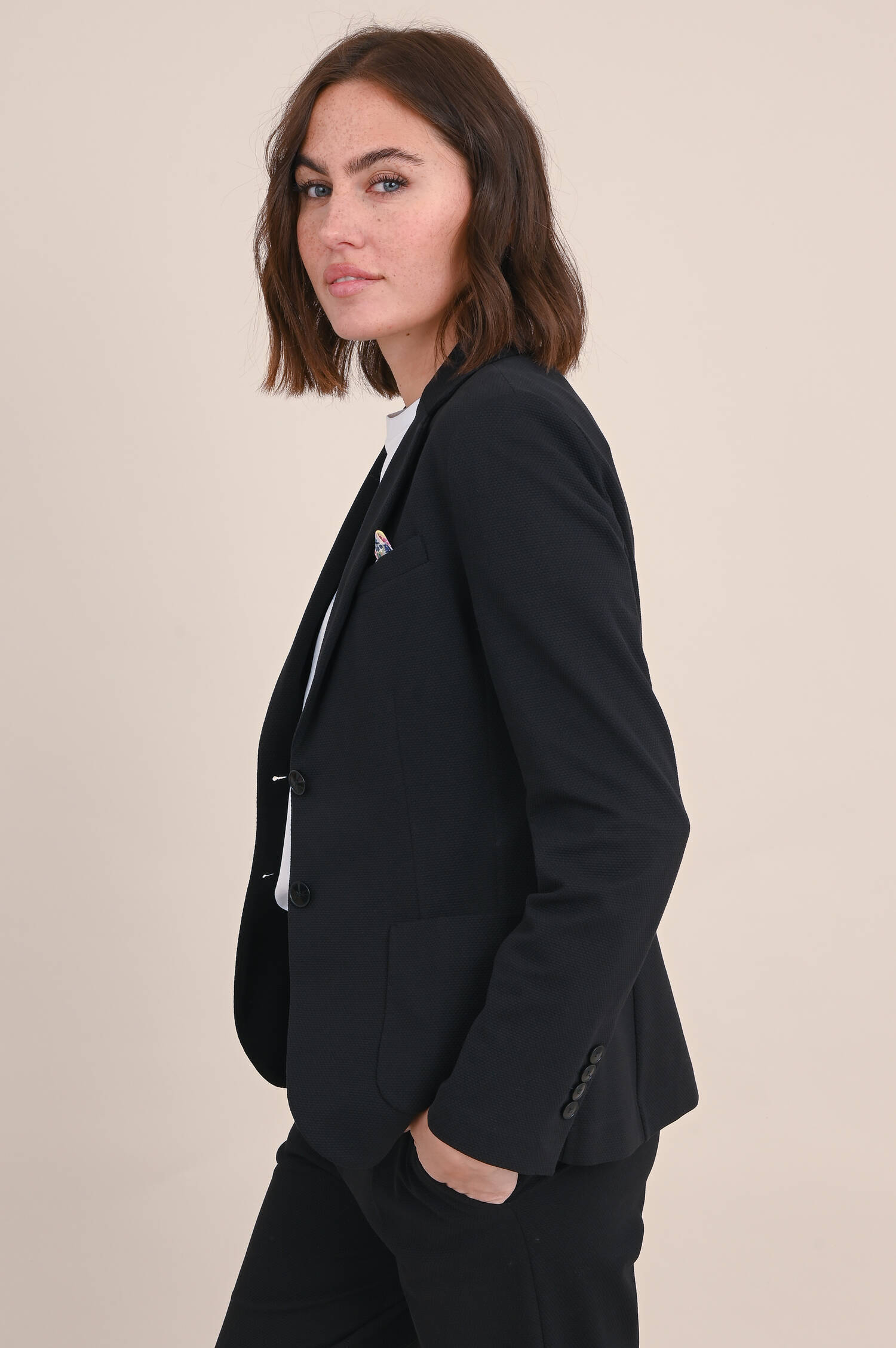 Taillierter Blazer mit Struktur in Schwarz