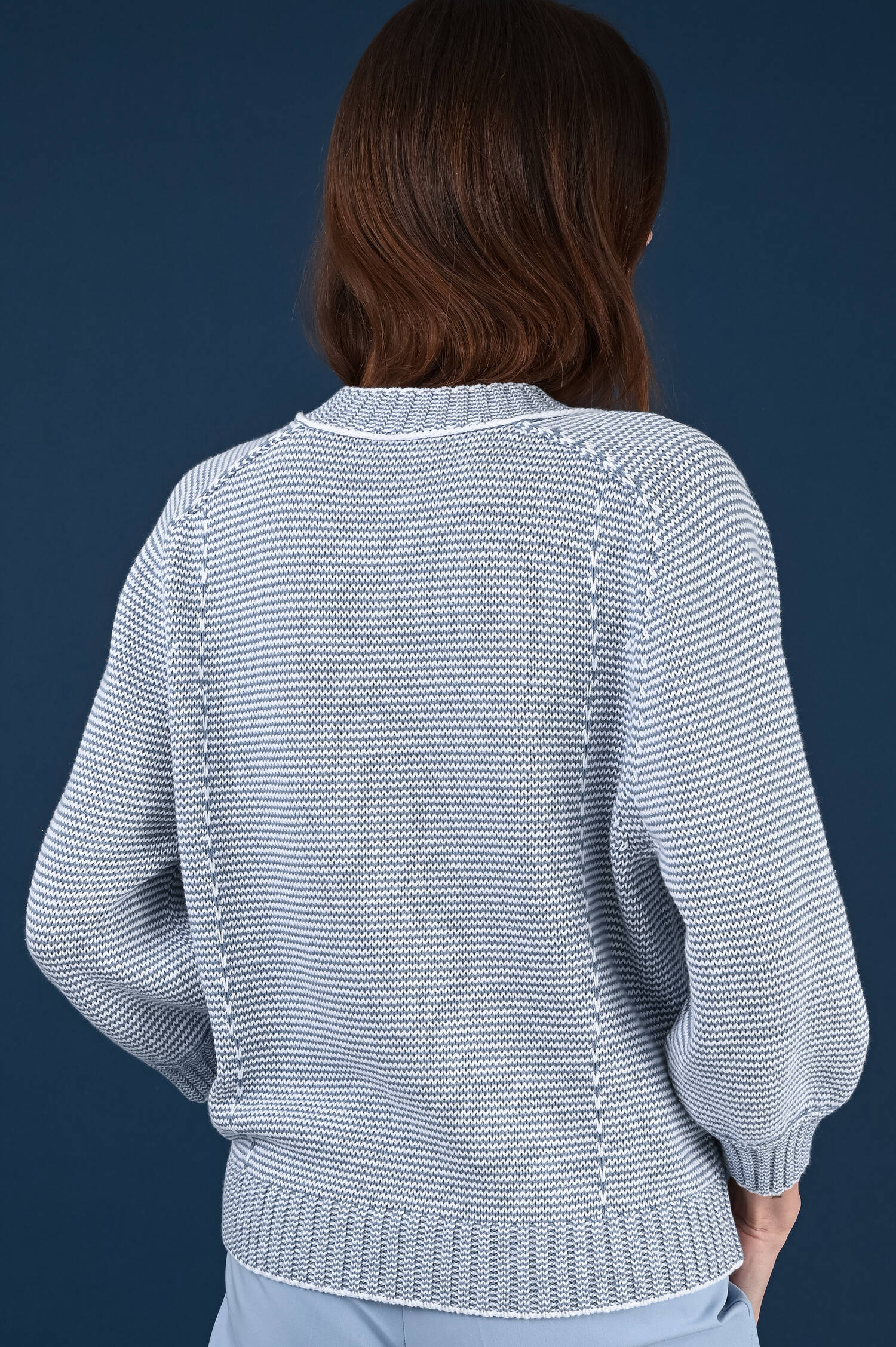 Gestreifte Struktur-Strickweste in Blau/Weiß