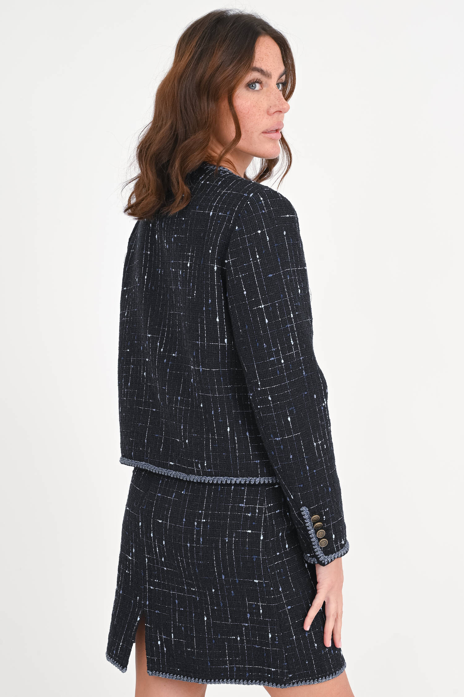 Jacke aus Tweed-Bouclé in Schwarz/Blau