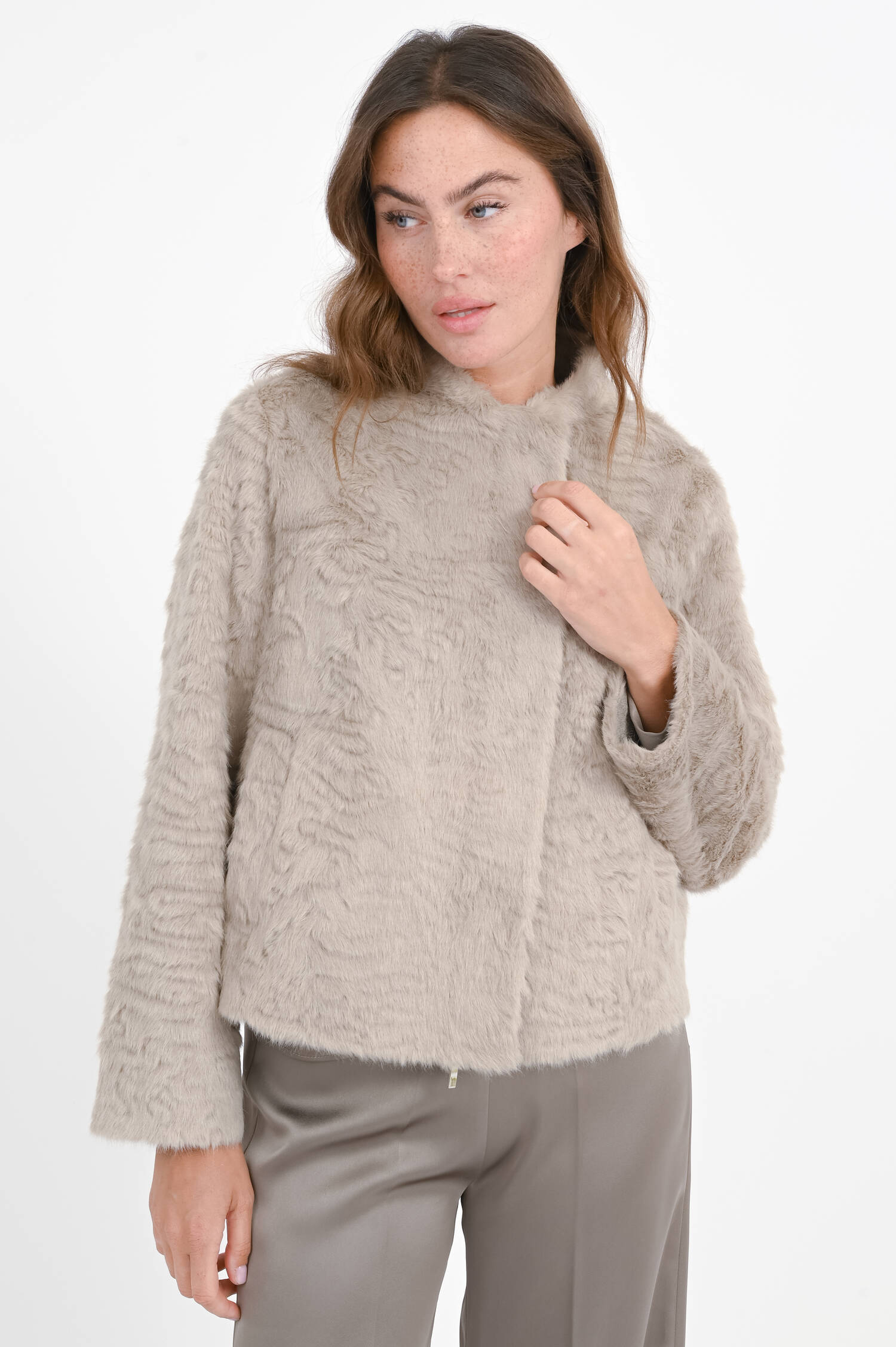Faux Fur Jacke DANJA in hellem Taupe Faux Fur Jacke DANJA in hellem Taupe