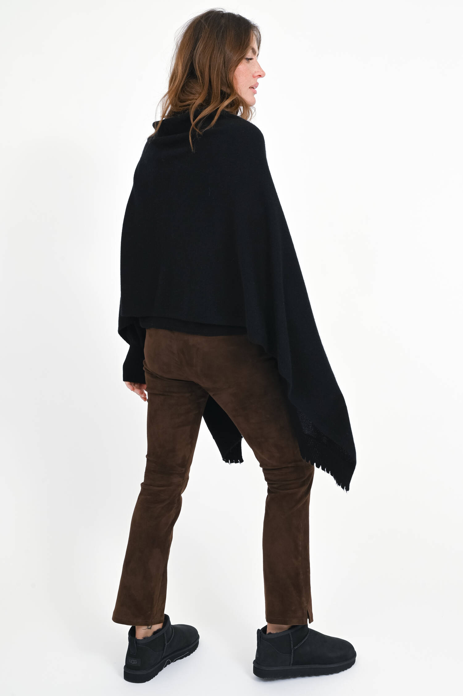 Poncho aus Woll-Cashmere-Mix in Black Poncho aus Woll-Cashmere-Mix in Black