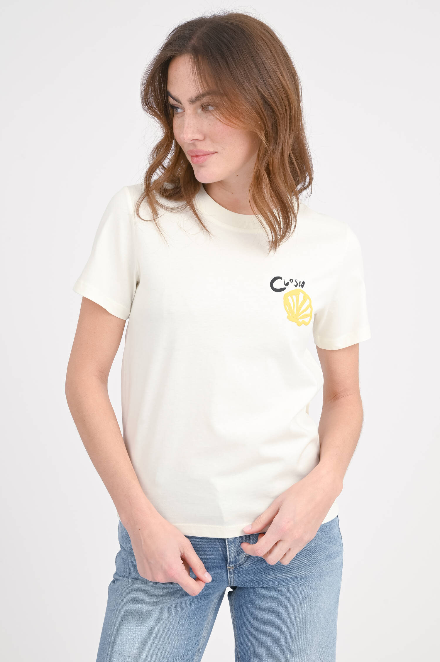 T-Shirt mit Muschel-Stickerei in Ivory