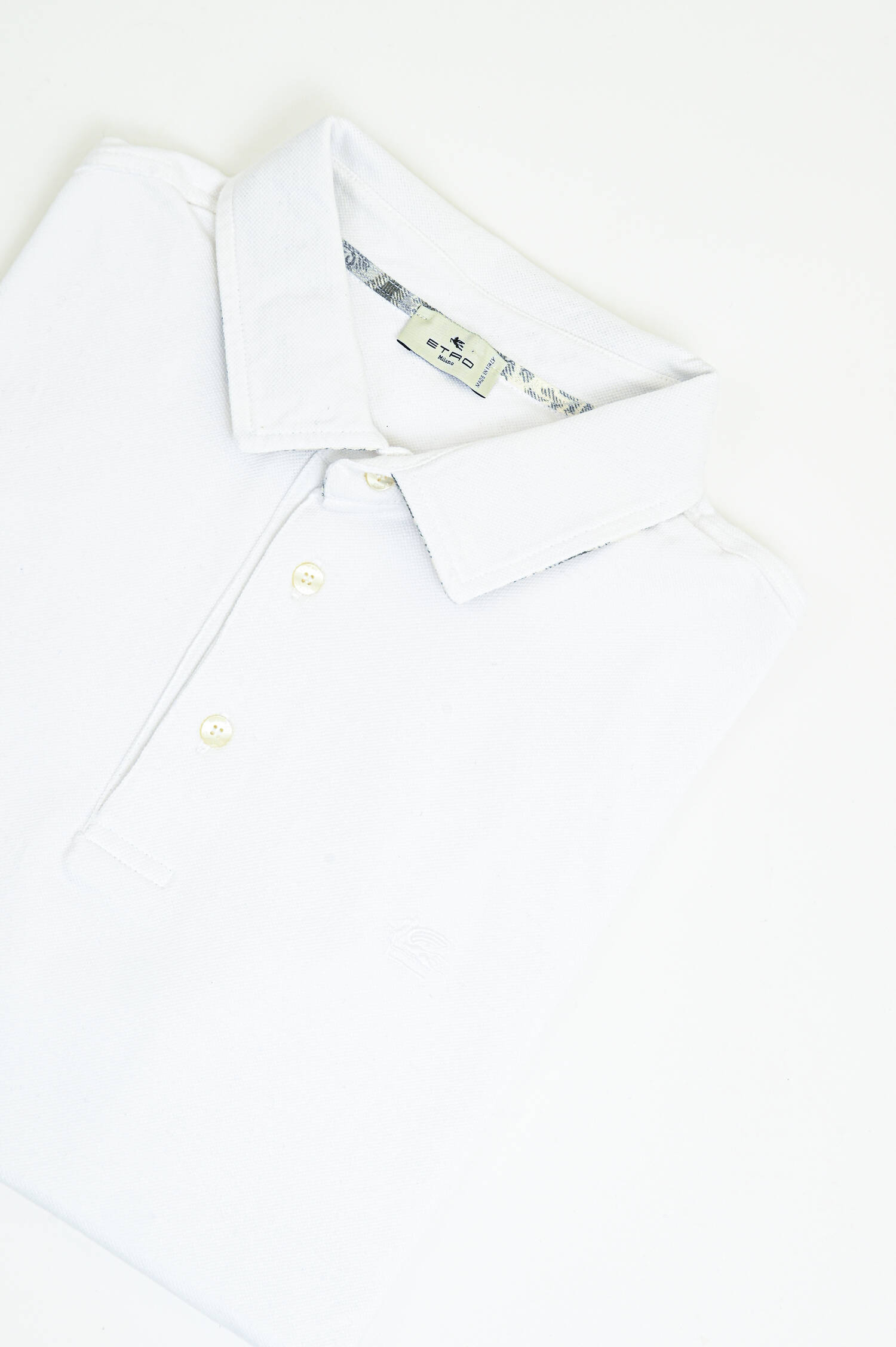  Kurzarm-Polo mit gemustertem Kragen in Weiß