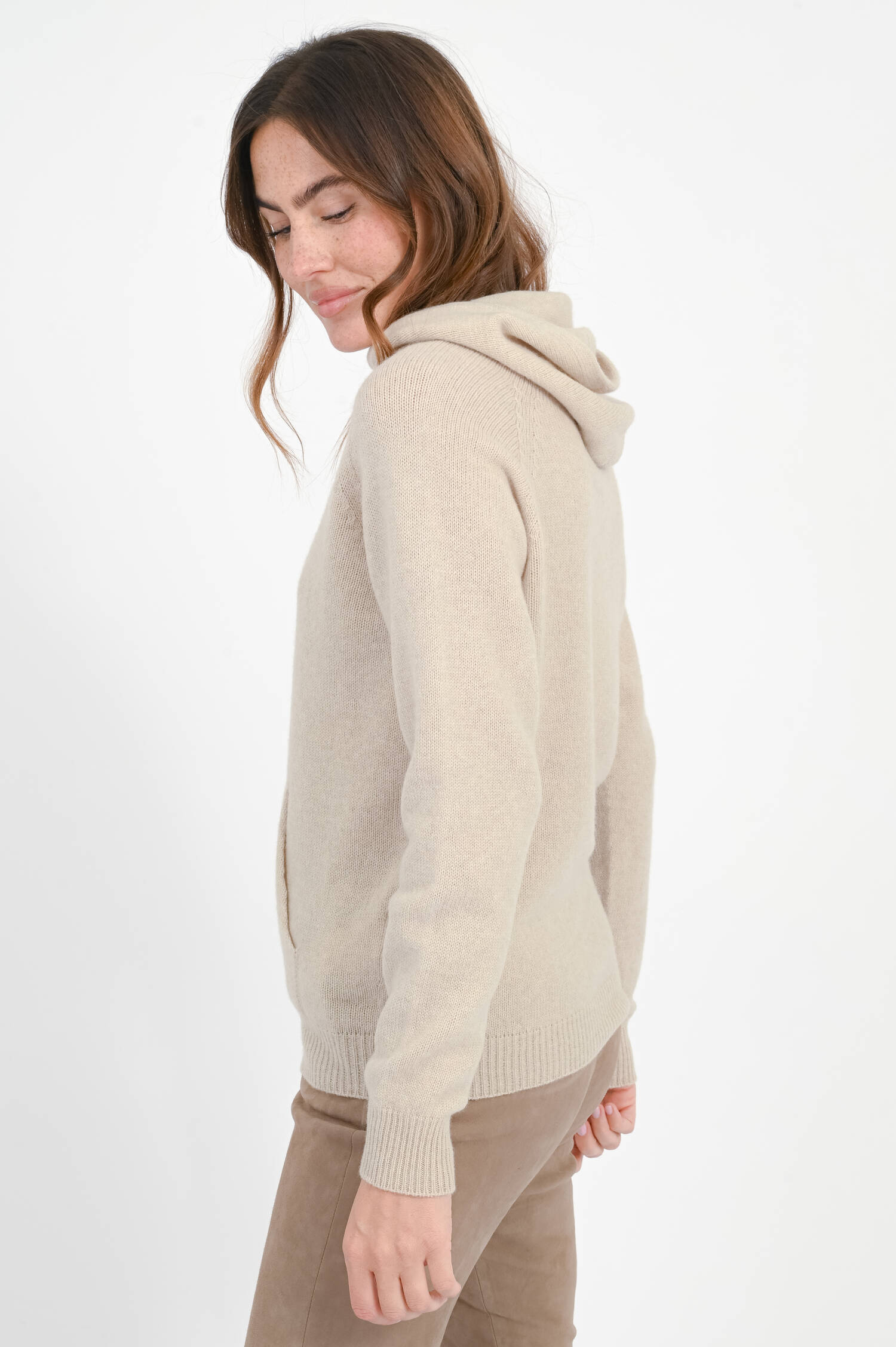 Woll-Cashmere-Kapuzenpullover in Beige Woll-Cashmere-Kapuzenpullover in Beige