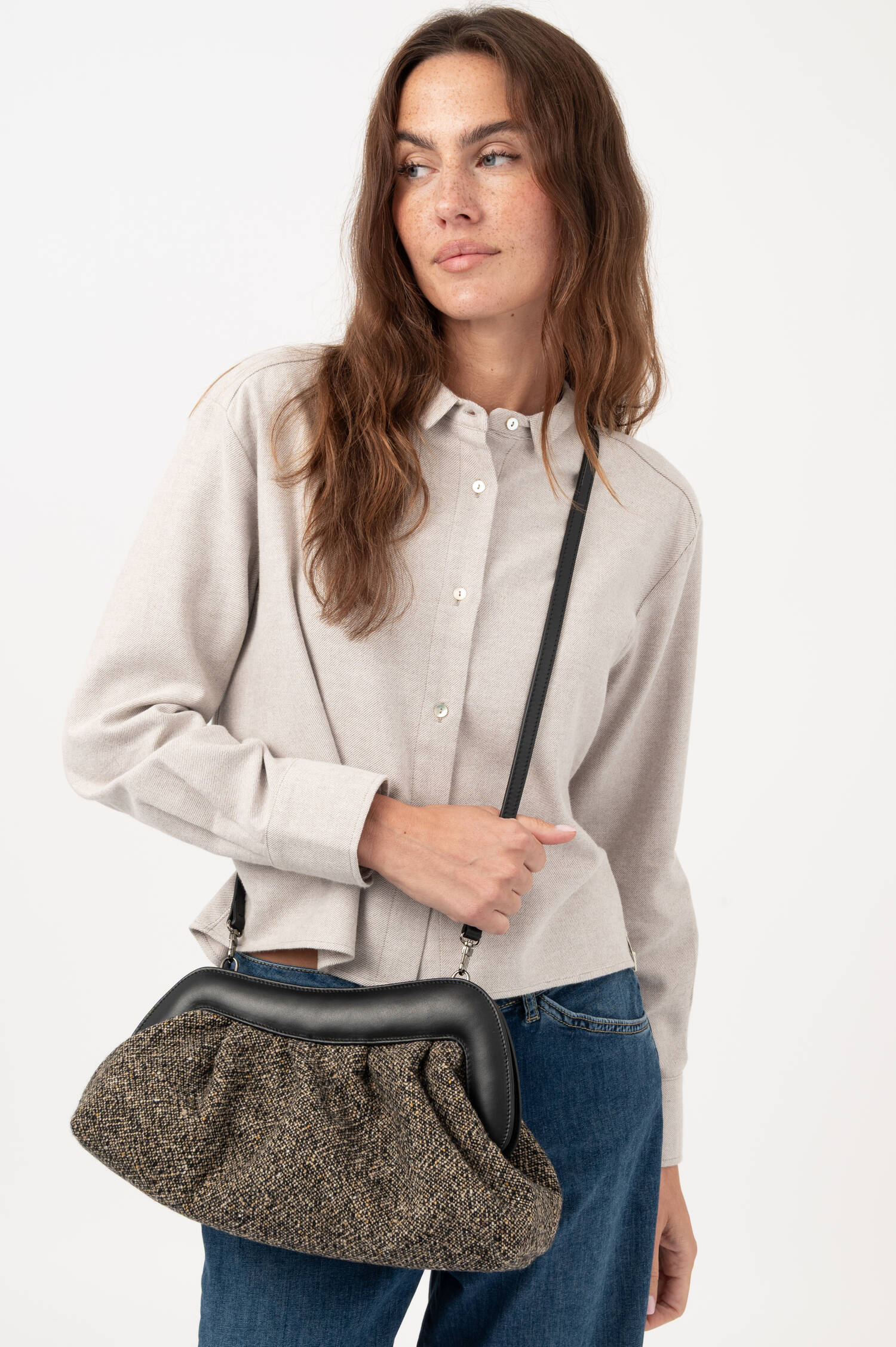 Donegal Tweed Pouch NAYARA in Beige Donegal Tweed Pouch NAYARA in Beige