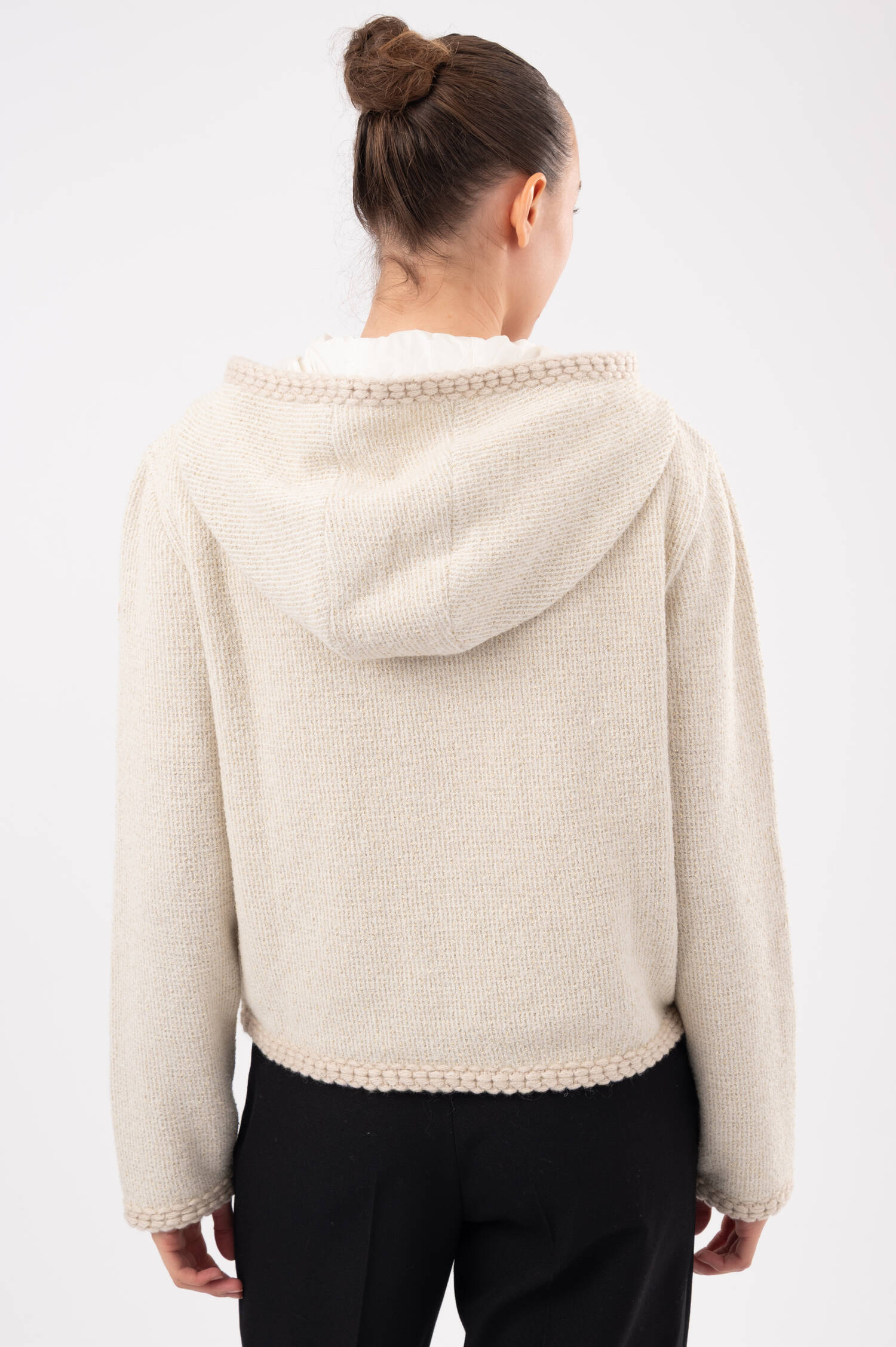 Strickjacke in Weiß Strickjacke in Weiß