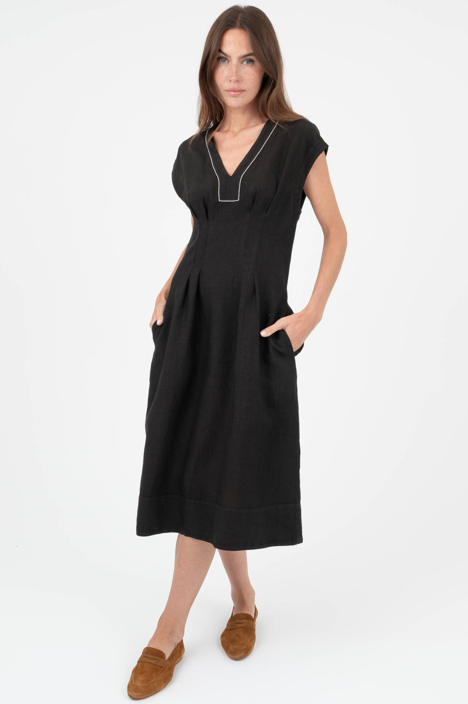 Leinenkleid in Schwarz Leinenkleid in Schwarz