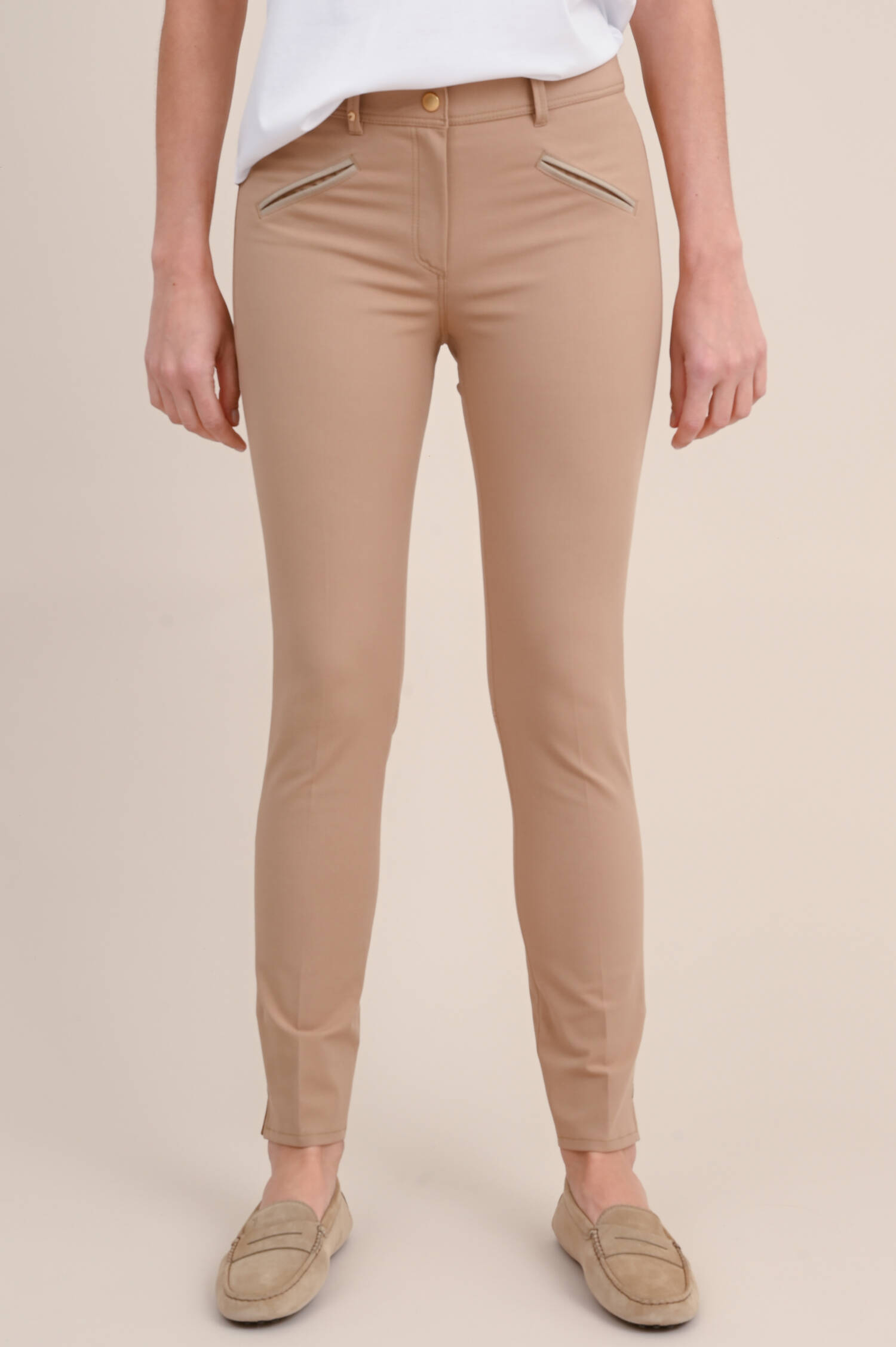 Hose ROYAL in Camel 