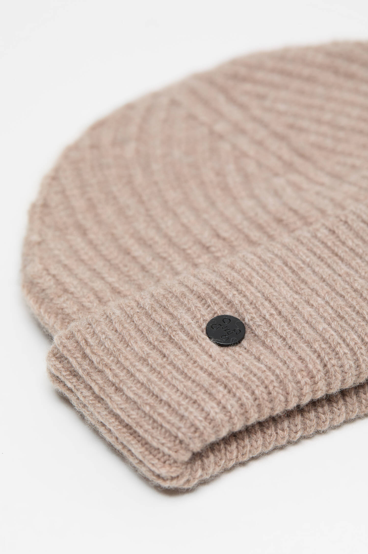Beanie aus Wolle in Beige
