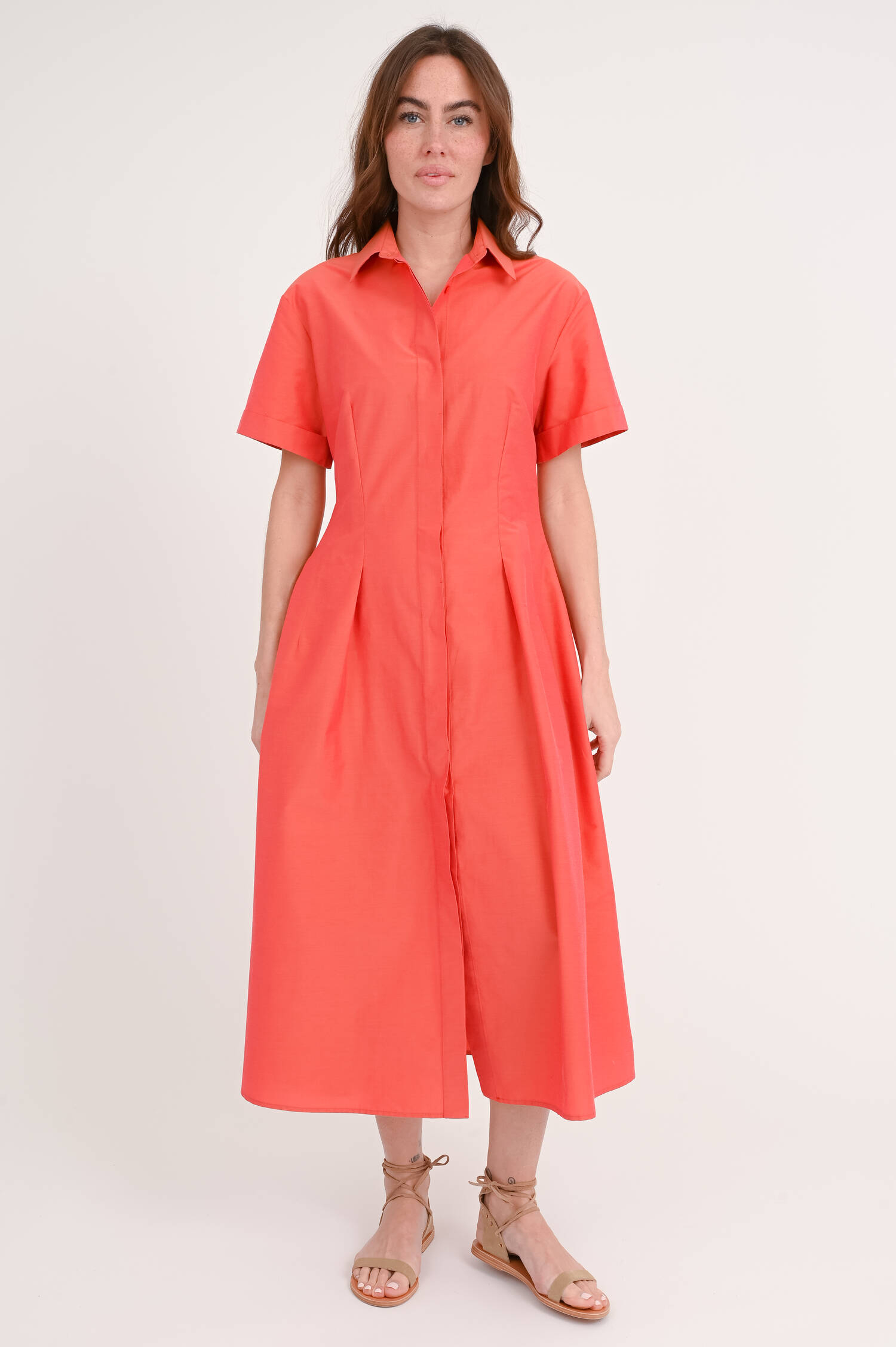 Tailliertes  Midi-Kleid in Rost