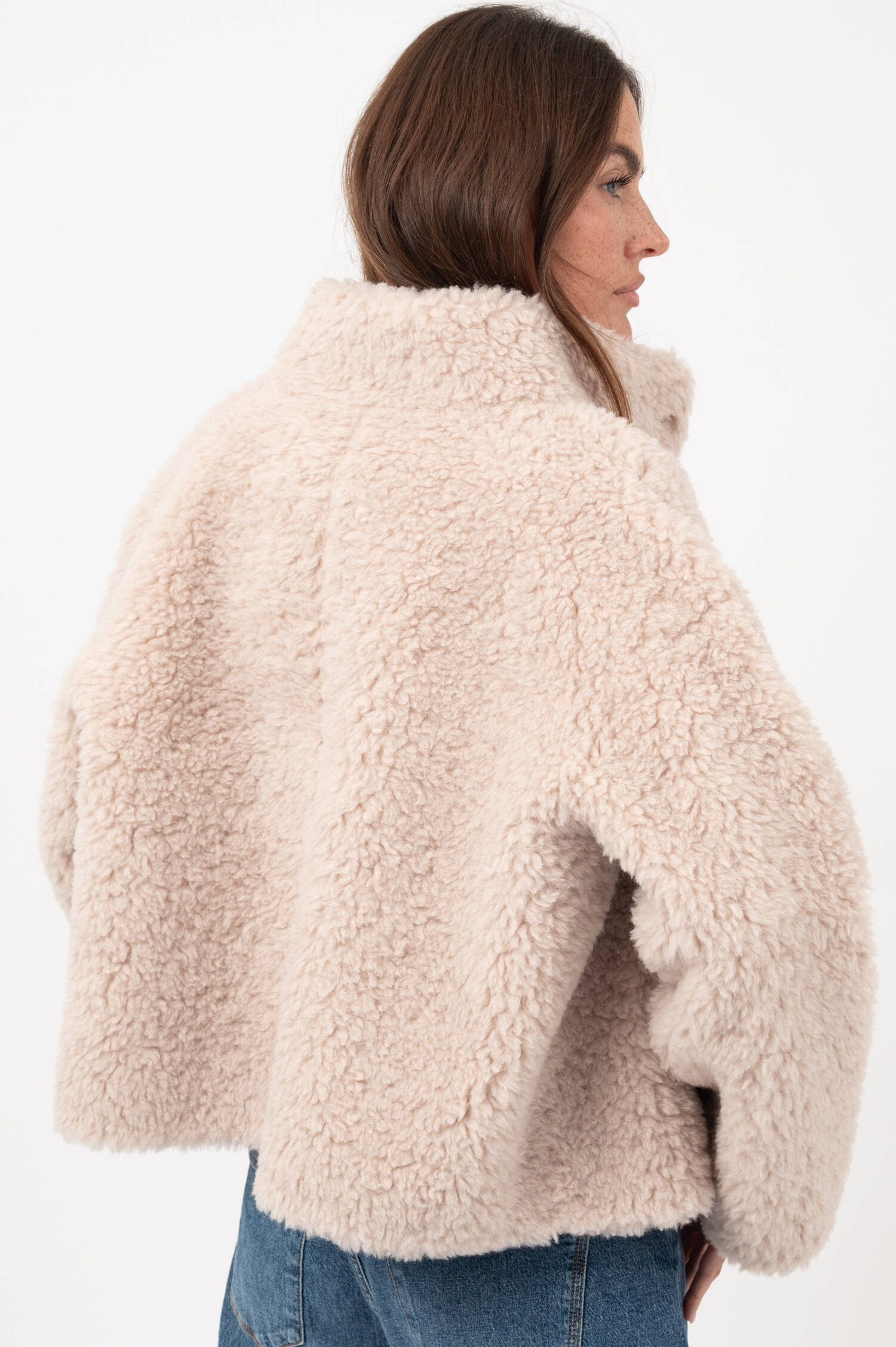Woll-Mix-Teddyjacke in Beige Woll-Mix-Teddyjacke in Beige