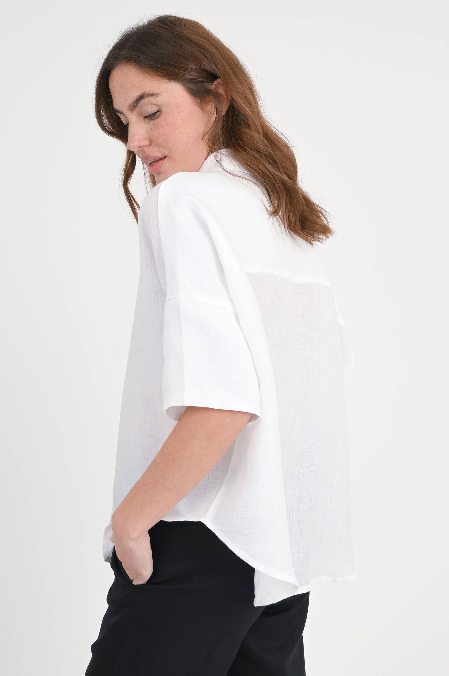 Oversize Bluse aus Leinen in Weiß