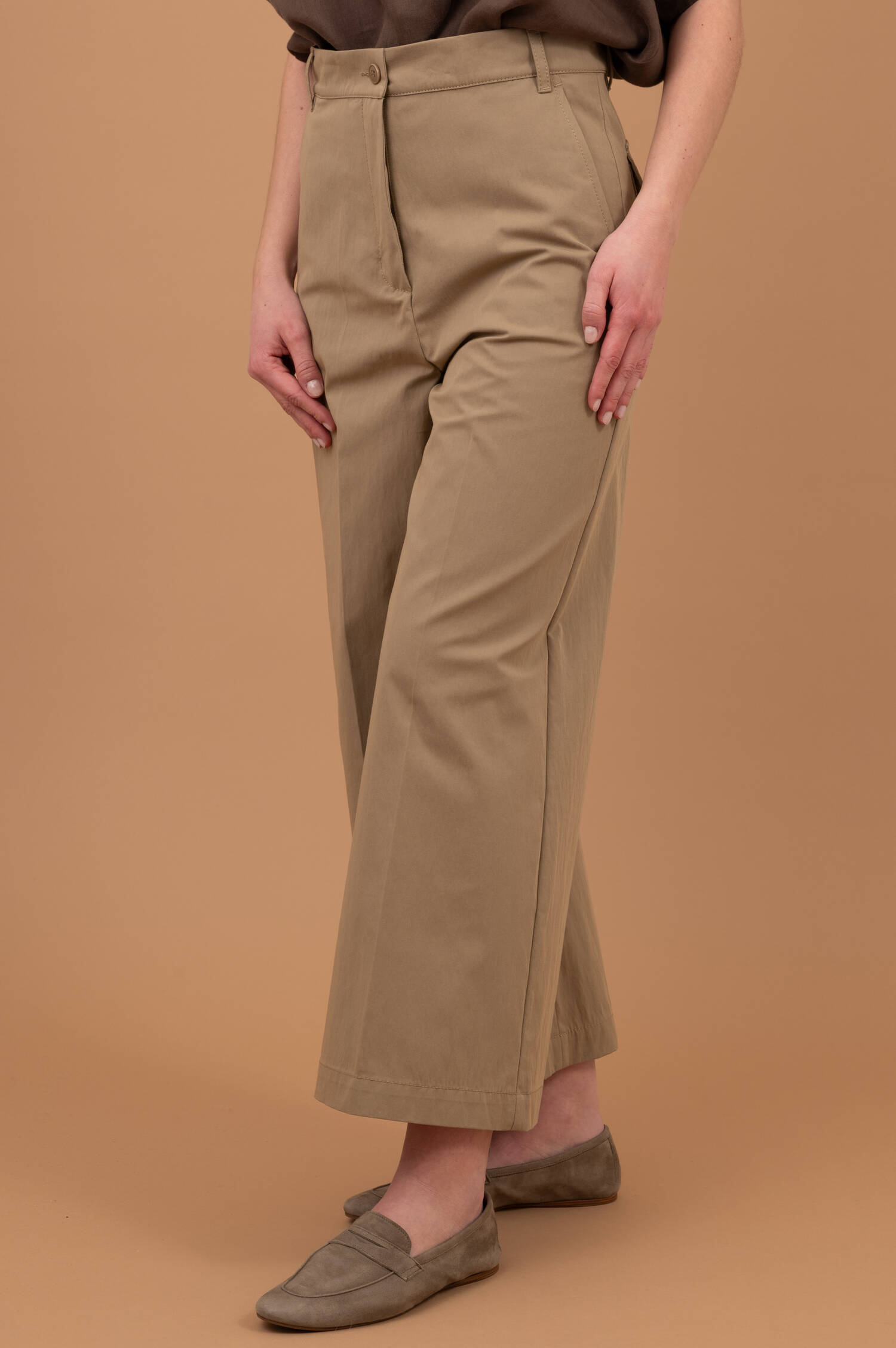 Straight Pants RONCO in Haselnuss Straight Pants RONCO in Haselnuss