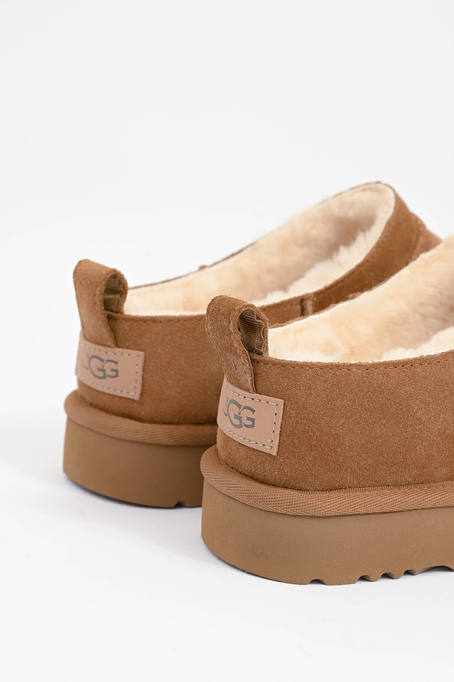 Lammfell-Boot CLASSIC MICRO in Chestnut Lammfell-Boot CLASSIC MICRO in Chestnut