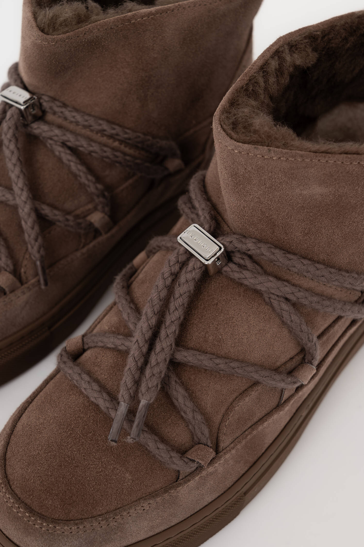 Lammfell-Winterschuh CLASSIC LOW in Taupe Lammfell-Winterschuh CLASSIC LOW in Taupe