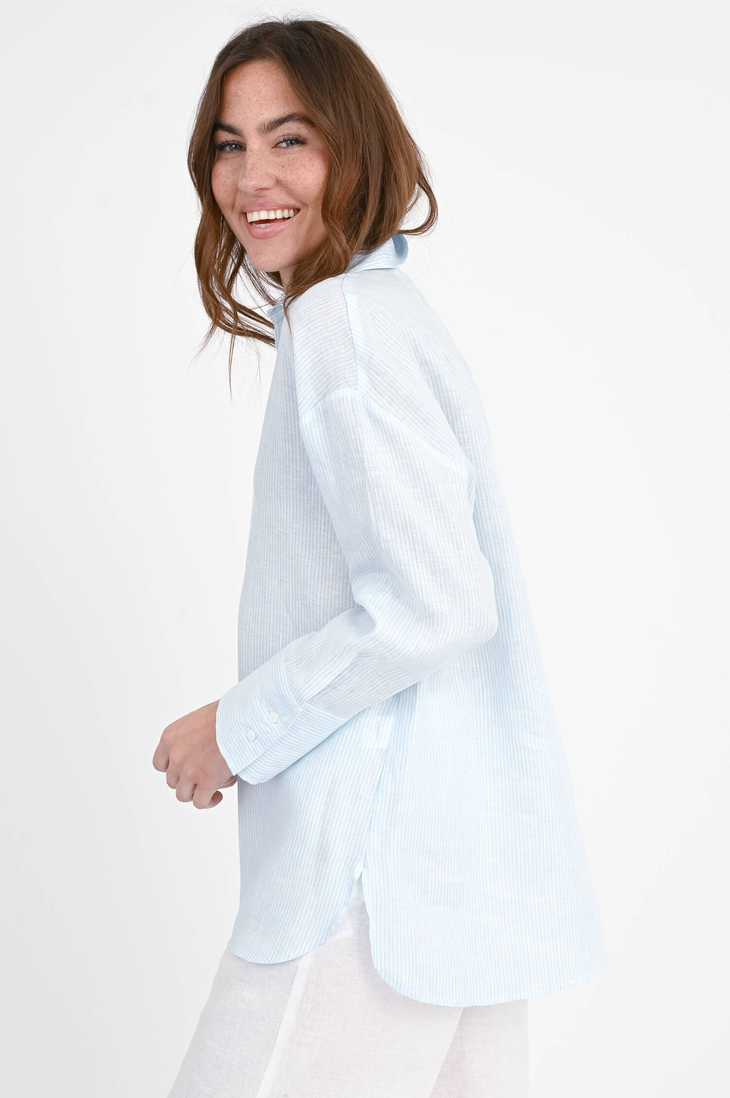 Leinenbluse OPOLLA in Türkis/Weiß schmal gestreift